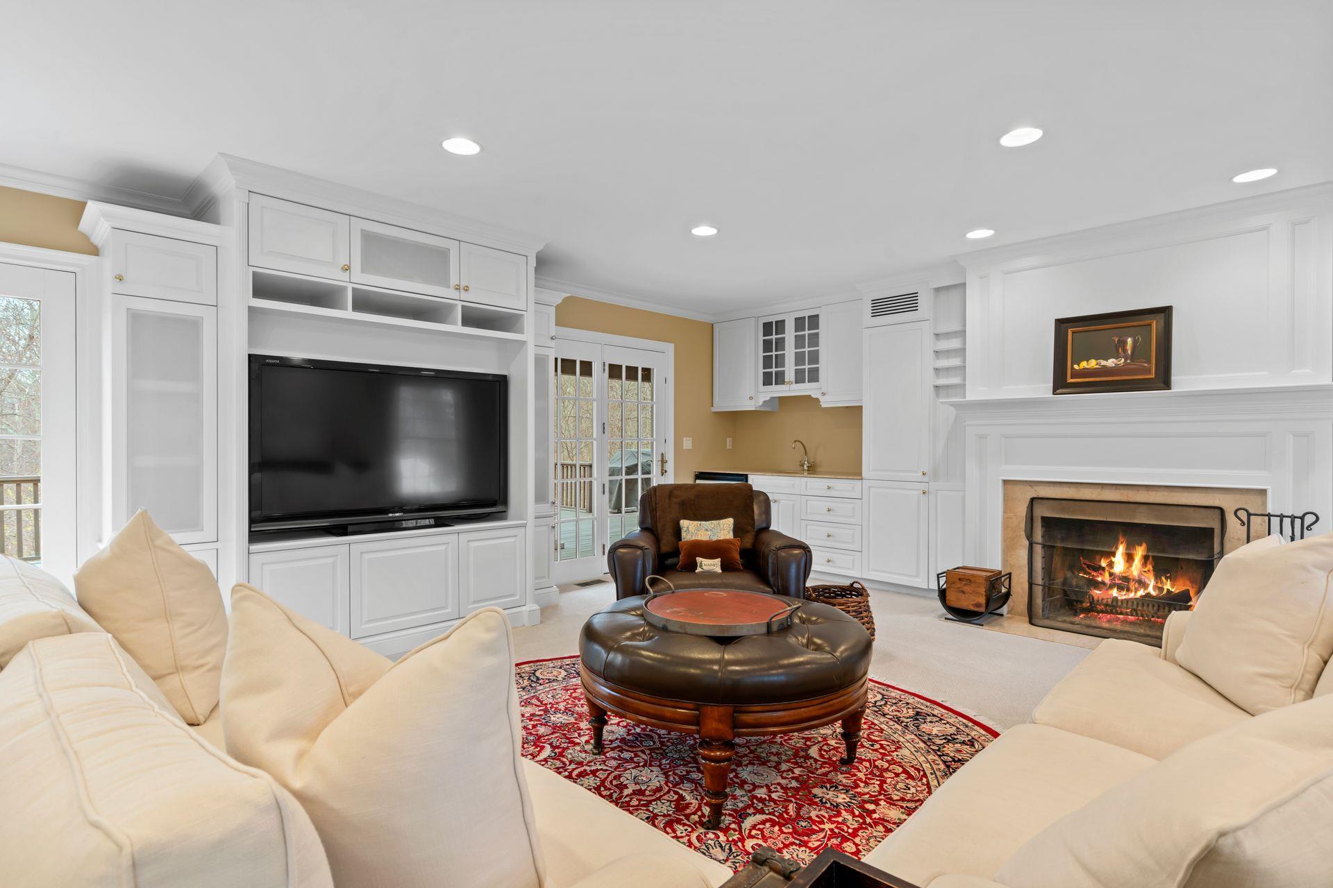 Single Family Oakwood  Suffolk County, NY 11743, MLS-846285-3