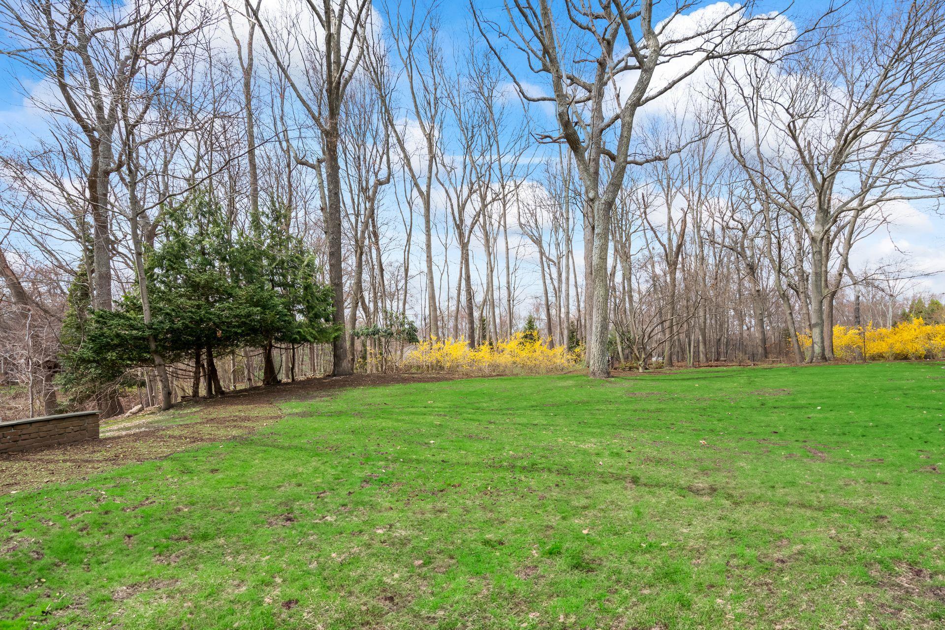 Single Family Oakwood  Suffolk County, NY 11743, MLS-846285-32