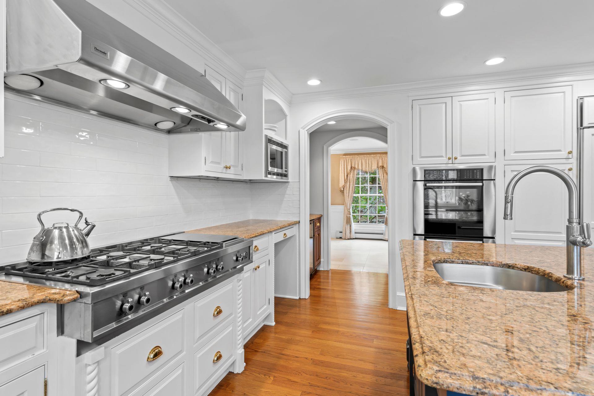 Single Family Oakwood  Suffolk County, NY 11743, MLS-846285-7