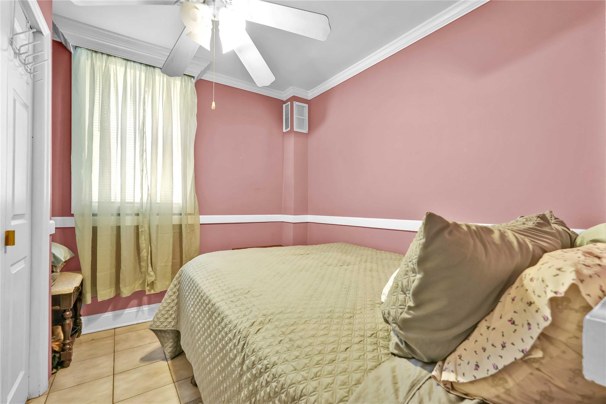 Single Family George  Queens, NY 11385, MLS-846318-6