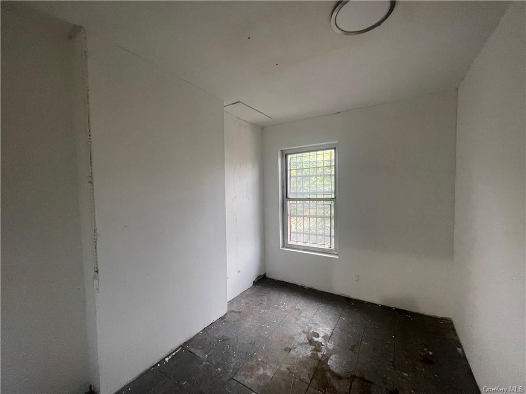 Commercial Sale Westchester  Bronx, NY 10455, MLS-846335-9