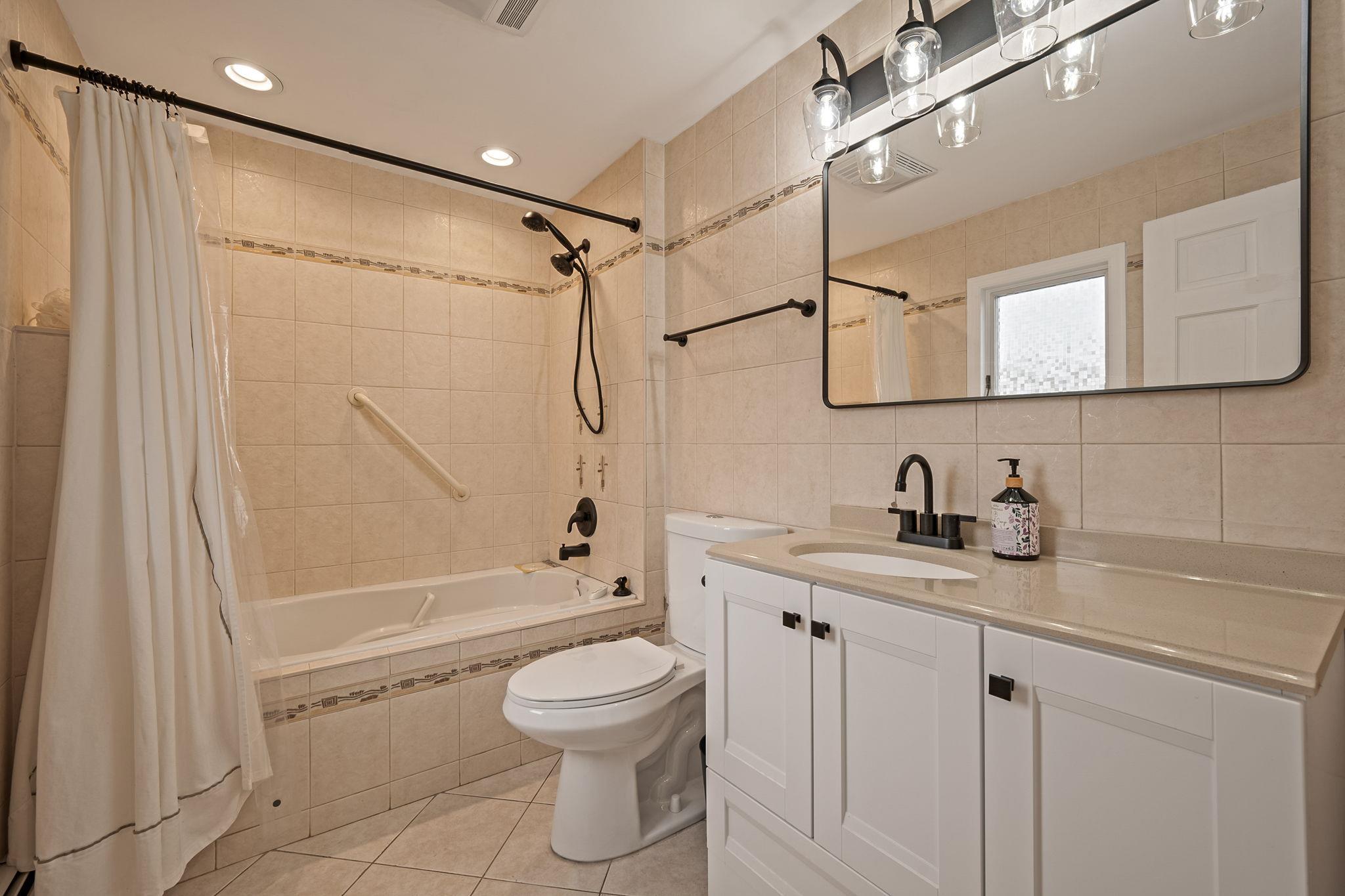 Single Family Baylawn Avenue  Suffolk County, NY 11726, MLS-846343-11