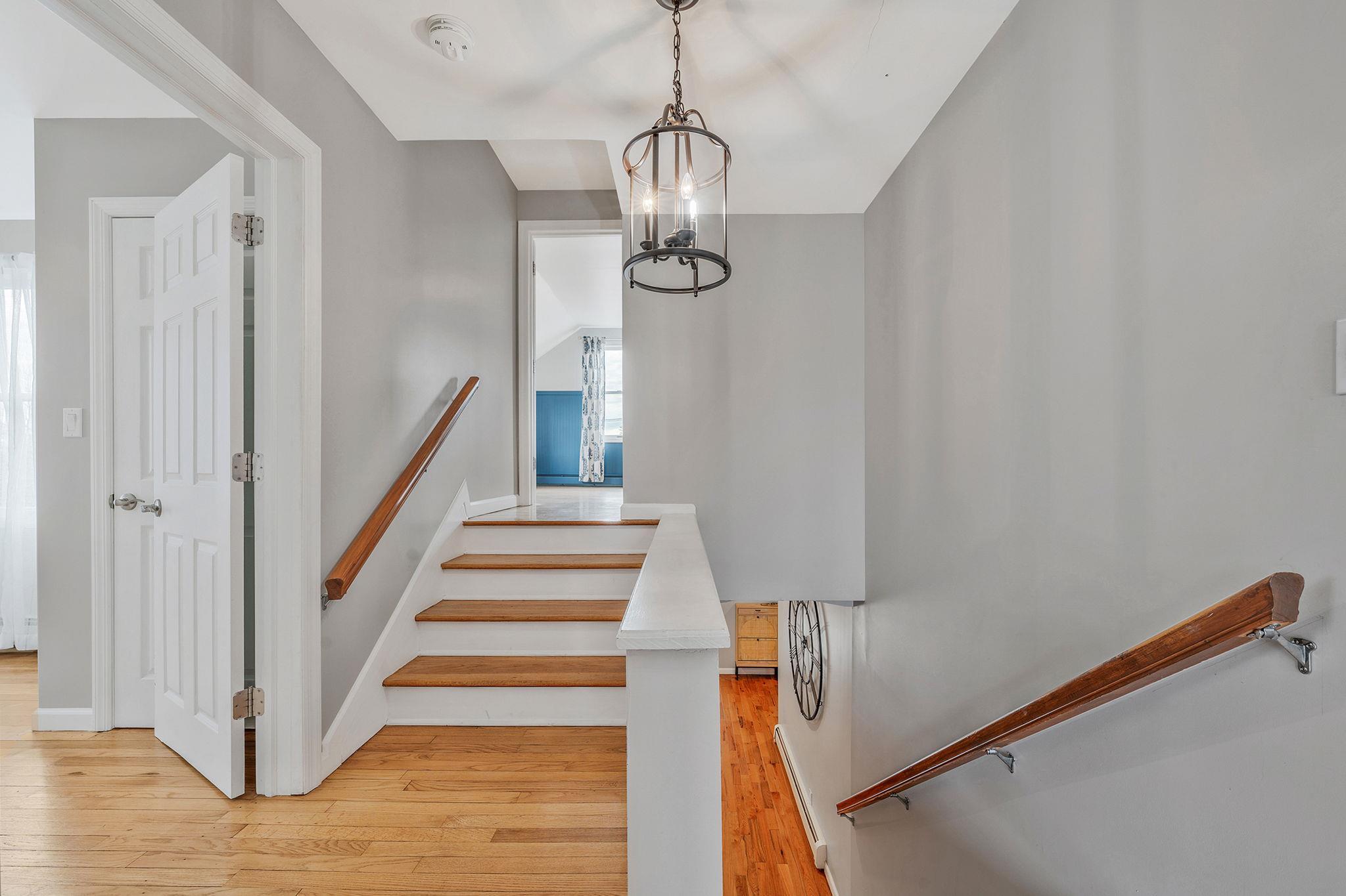 Single Family Baylawn Avenue  Suffolk County, NY 11726, MLS-846343-27