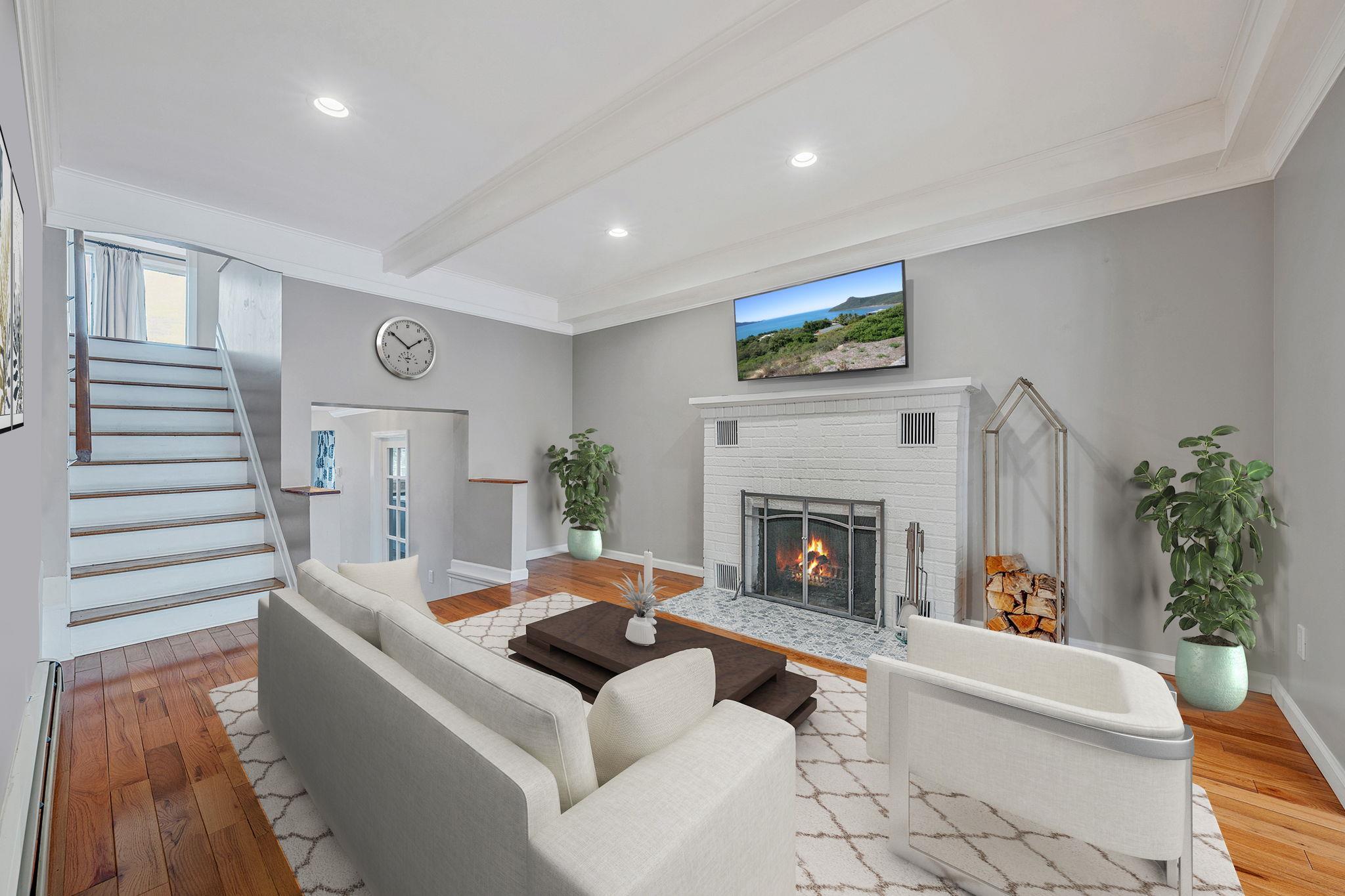 Single Family Baylawn Avenue  Suffolk County, NY 11726, MLS-846343-9