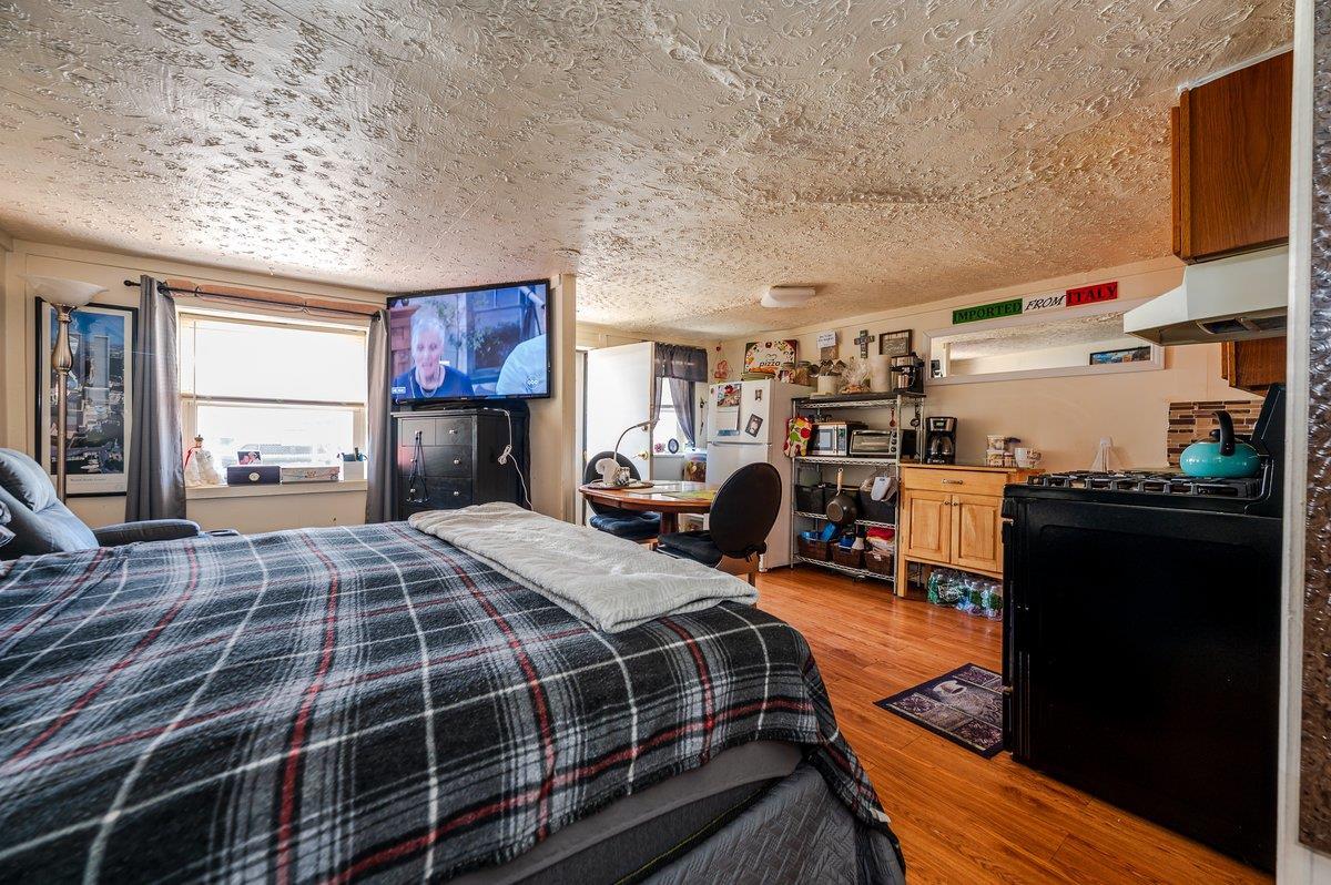 Single Family Swinton  Bronx, NY 10465, MLS-846393-23