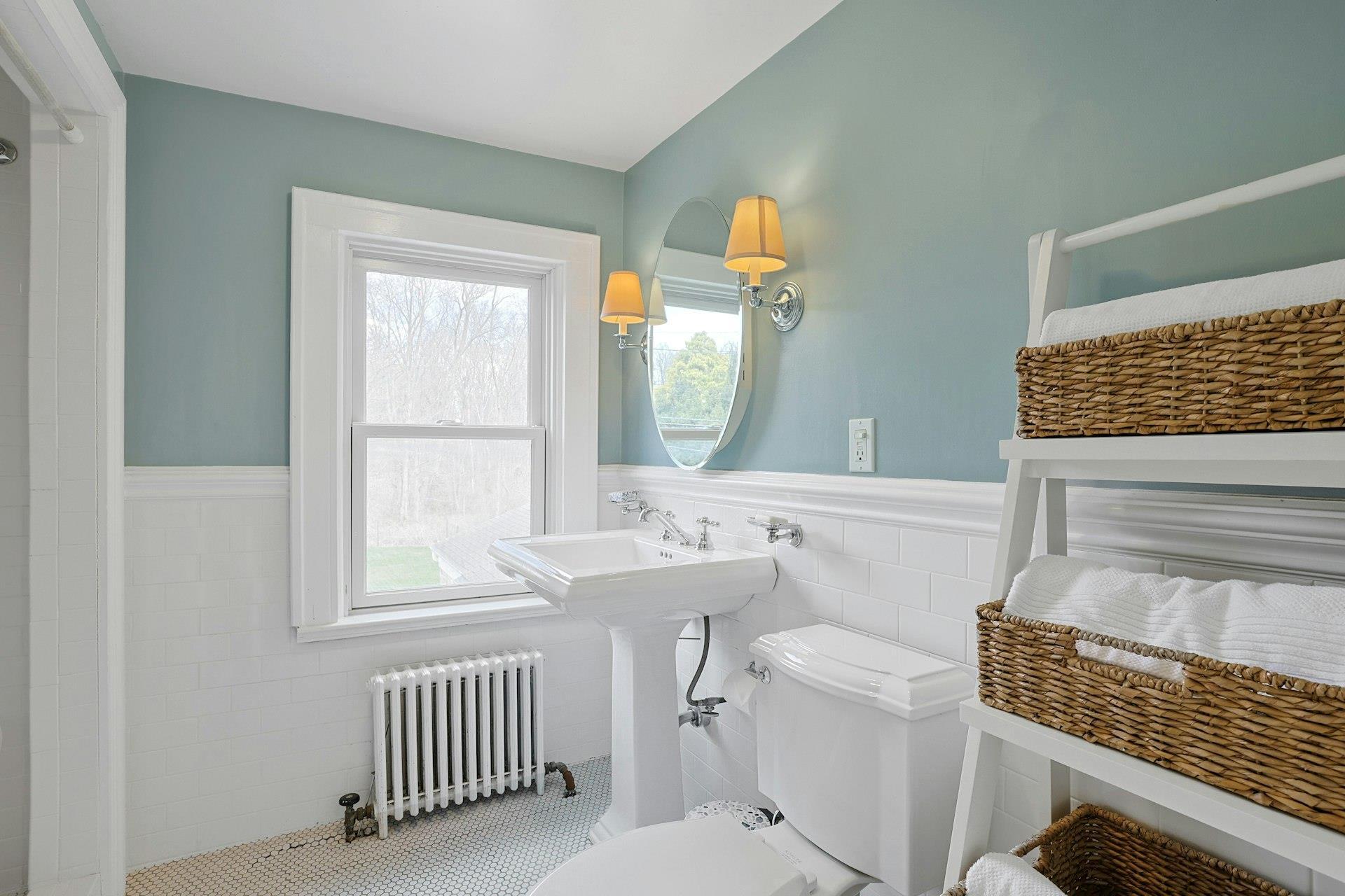 Single Family Pinesbridge  Westchester County, NY 10562, MLS-846399-24
