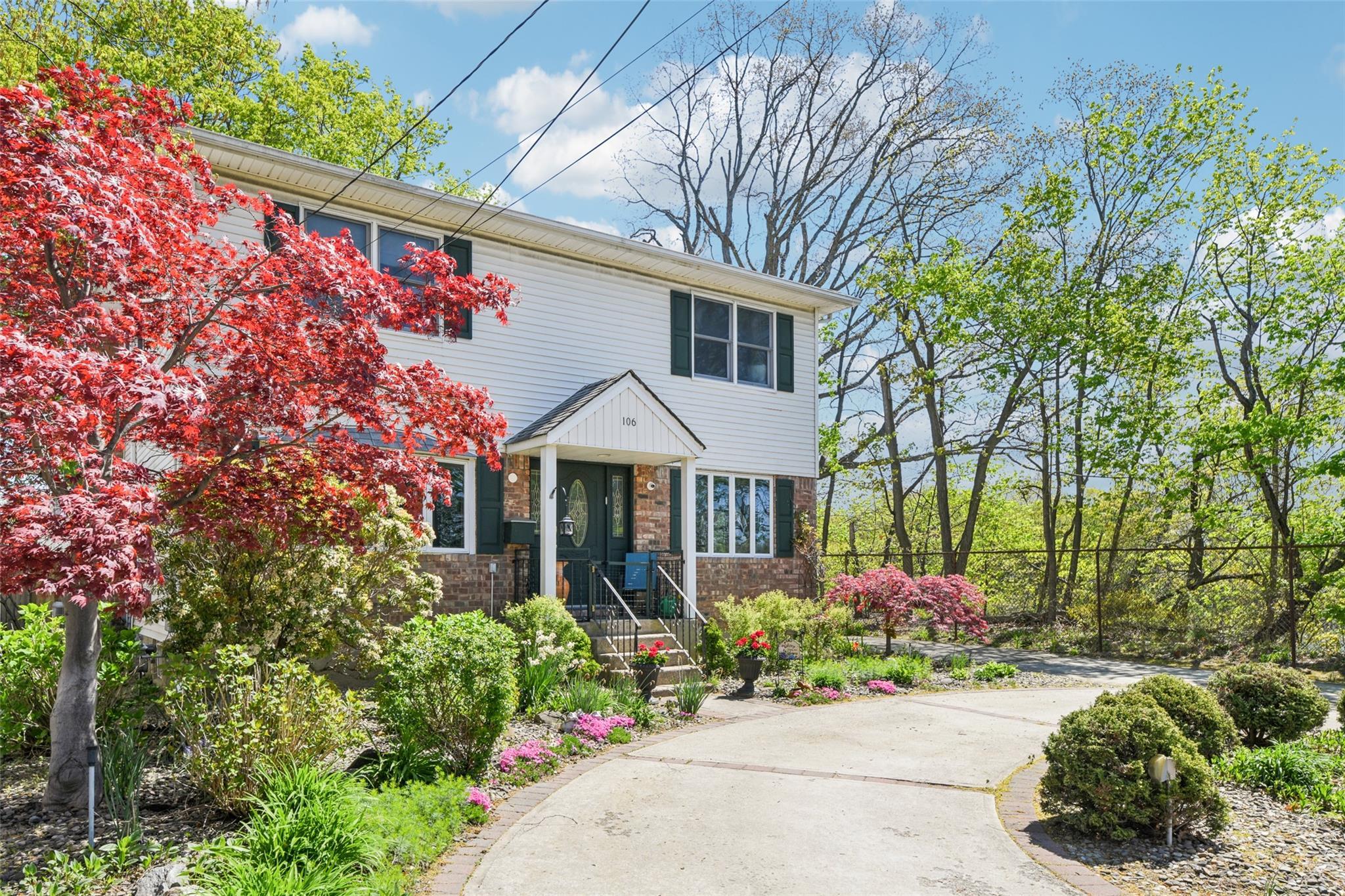 Single Family Catlin  Nassau County, NY 11557, MLS-846402-2