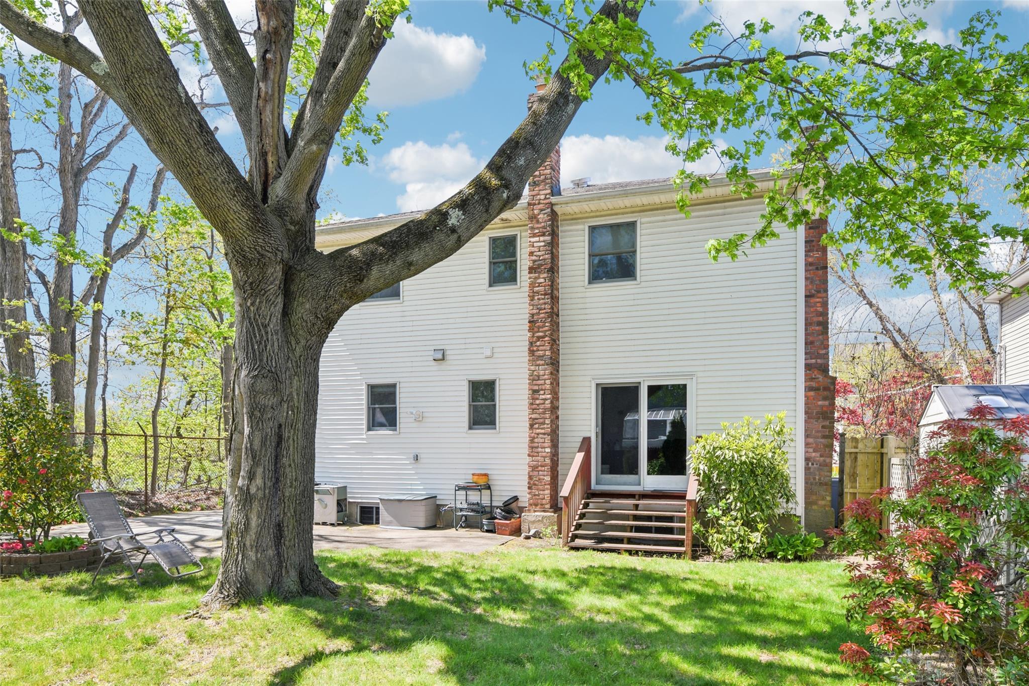 Single Family Catlin  Nassau County, NY 11557, MLS-846402-28