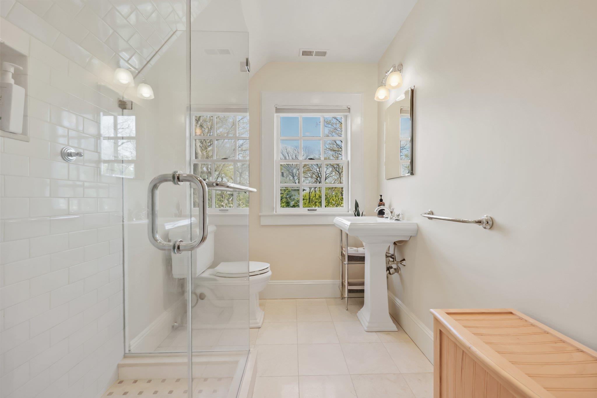 Single Family Plateau  Westchester County, NY 10708, MLS-846403-28