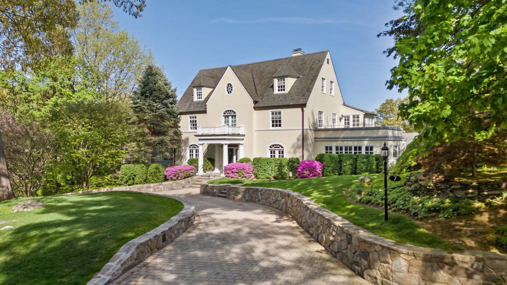 Single Family Plateau  Westchester County, NY 10708, MLS-846403-35