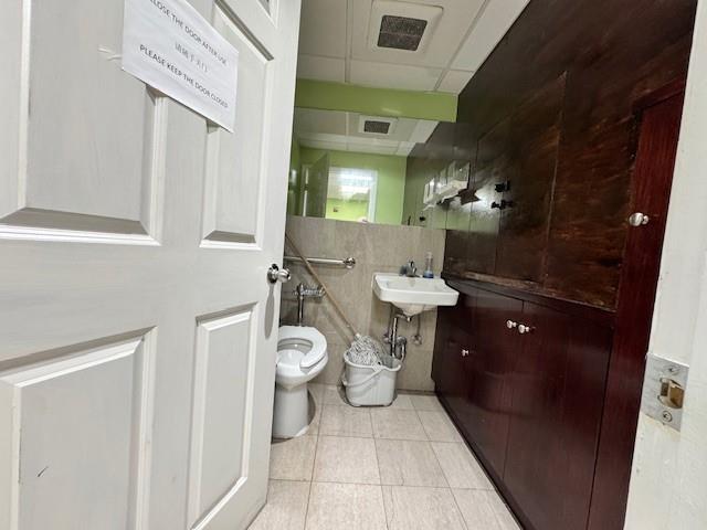 Commercial Lease Haight  Queens, NY 11355, MLS-846405-5