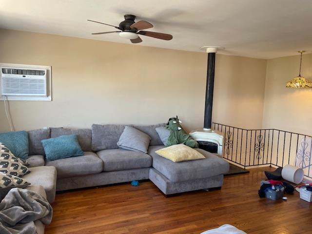 Single Family Shore Walk  Suffolk County, NY 11757, MLS-846412-5