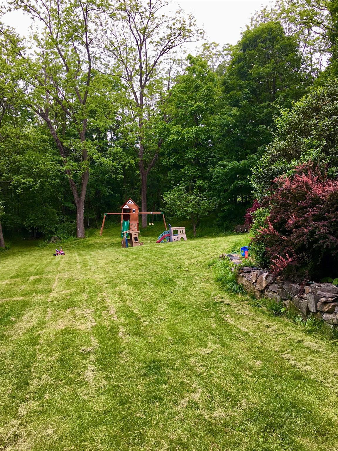 Single Family Peekskill Hollow  Putnam County, NY 10579, MLS-846428-17