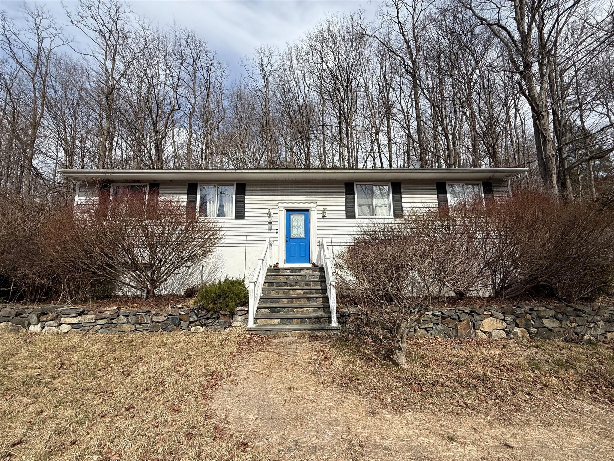 Single Family Peekskill Hollow  Putnam County, NY 10579, MLS-846428-19