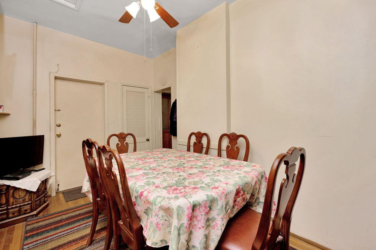Single Family Chestnut  Brooklyn, NY 11208, MLS-846441-4