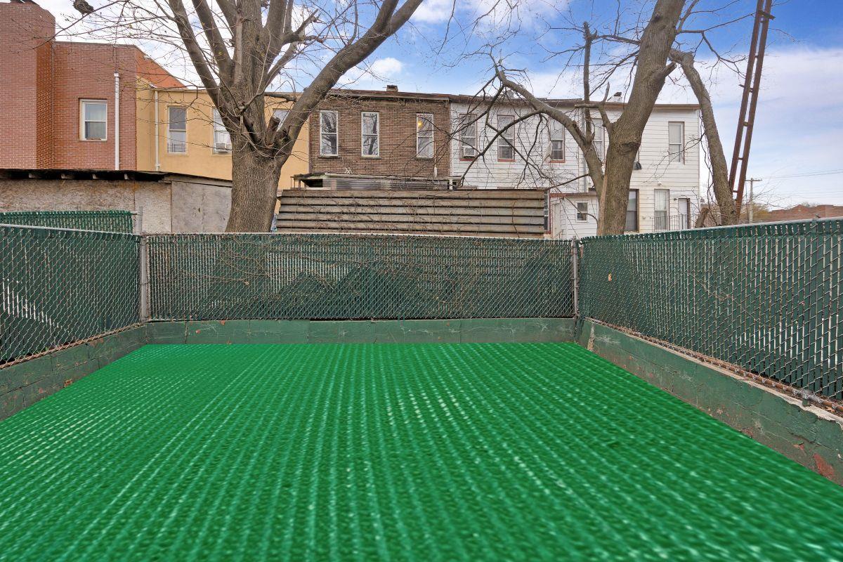Single Family Chestnut  Brooklyn, NY 11208, MLS-846441-9