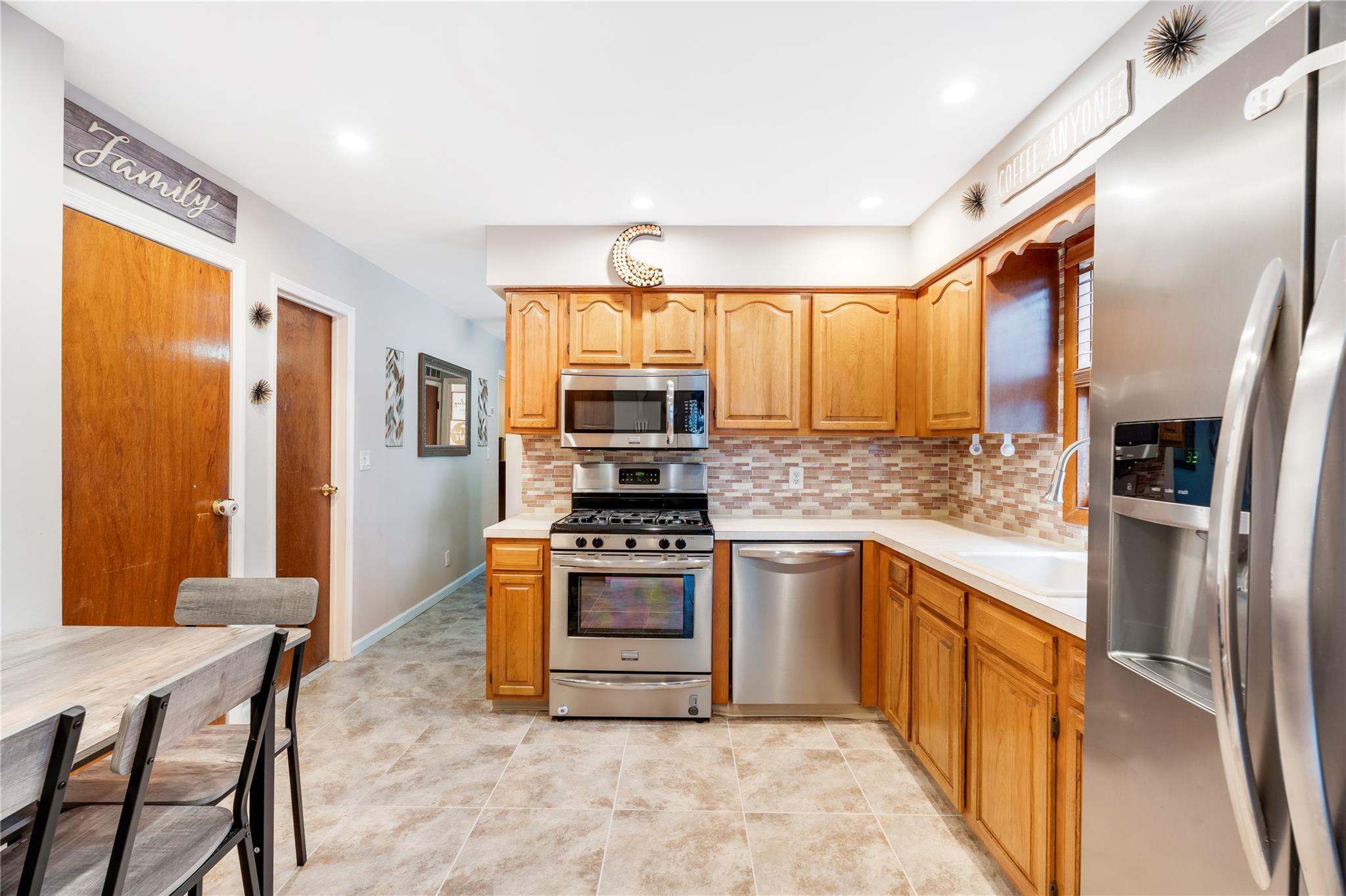 Single Family Ashland  Staten Island, NY 10309, MLS-846447-12