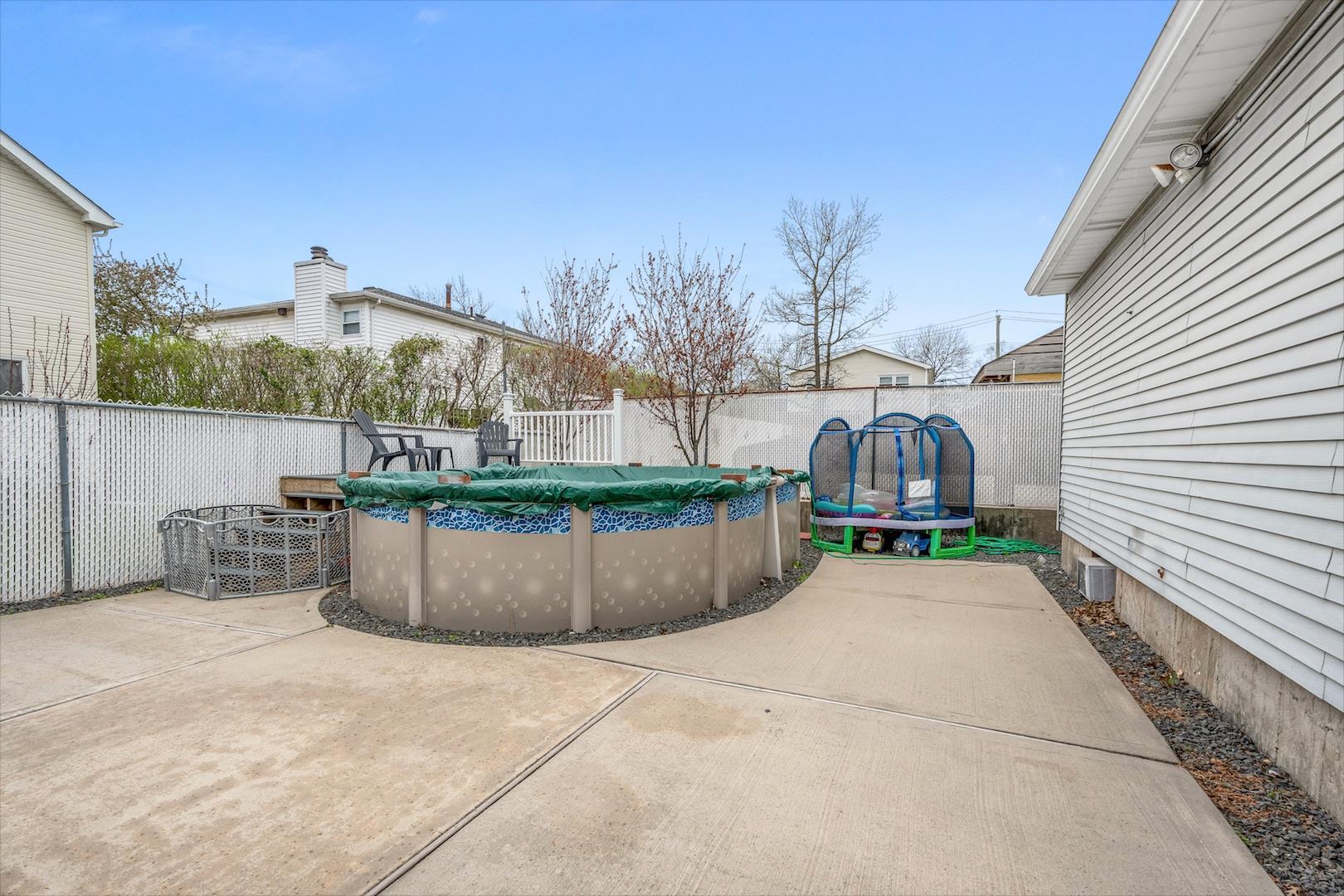 Single Family Ashland  Staten Island, NY 10309, MLS-846447-17