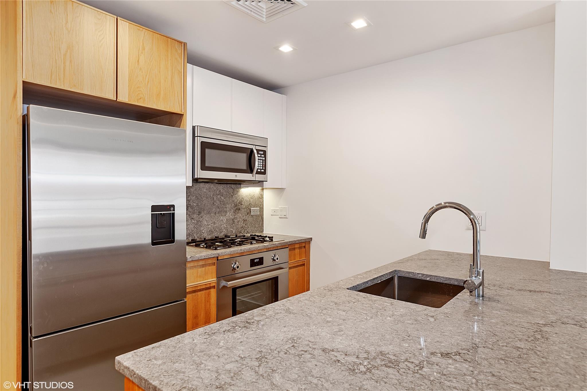 Apartment Webster  Brooklyn, NY 11230, MLS-846461-2