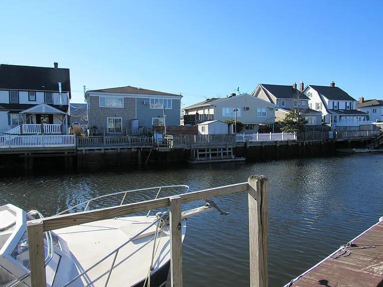 Single Family Bayview  Queens, NY 11414, MLS-846516-9
