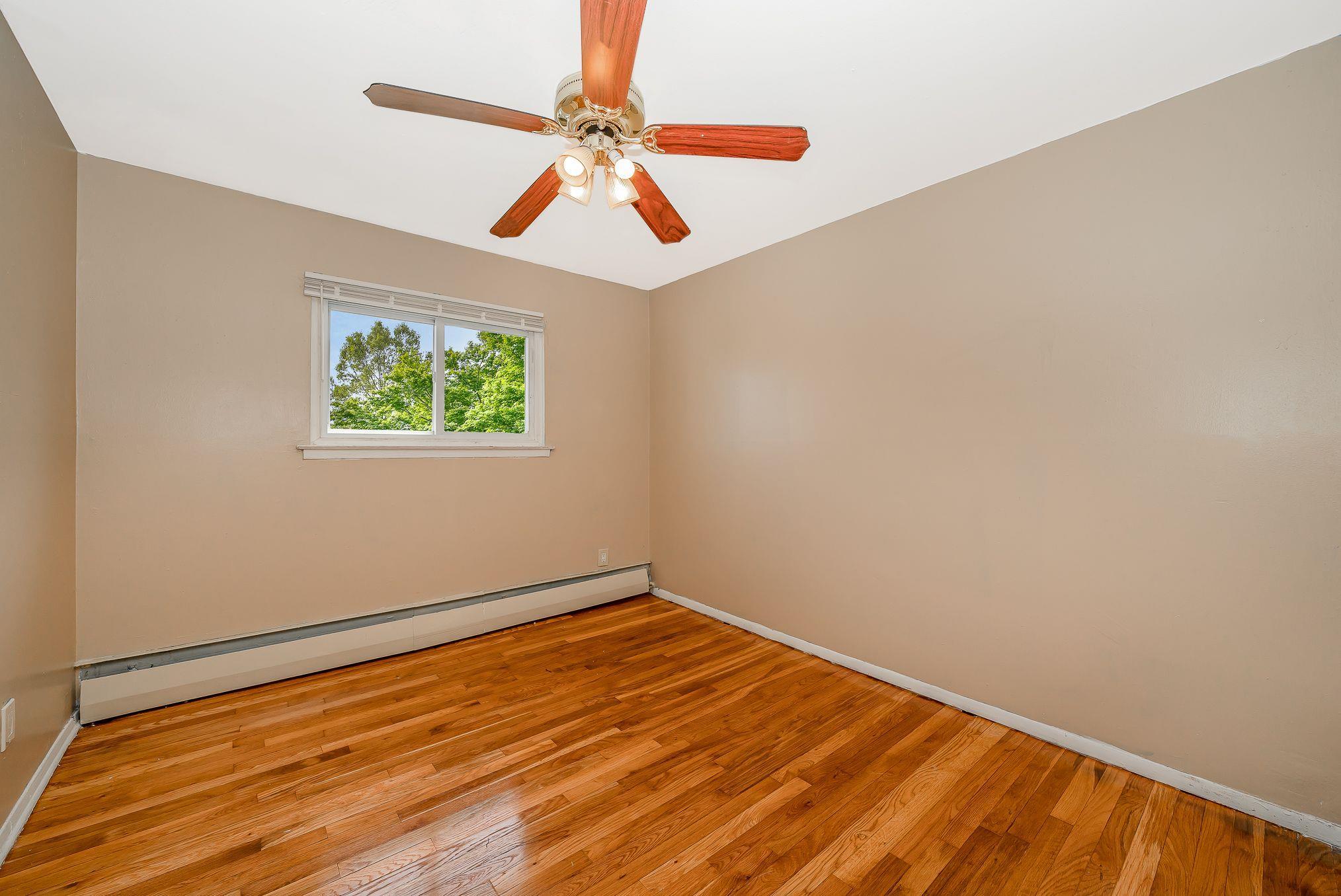 Single Family Briarwood  Suffolk County, NY 11798, MLS-846518-12