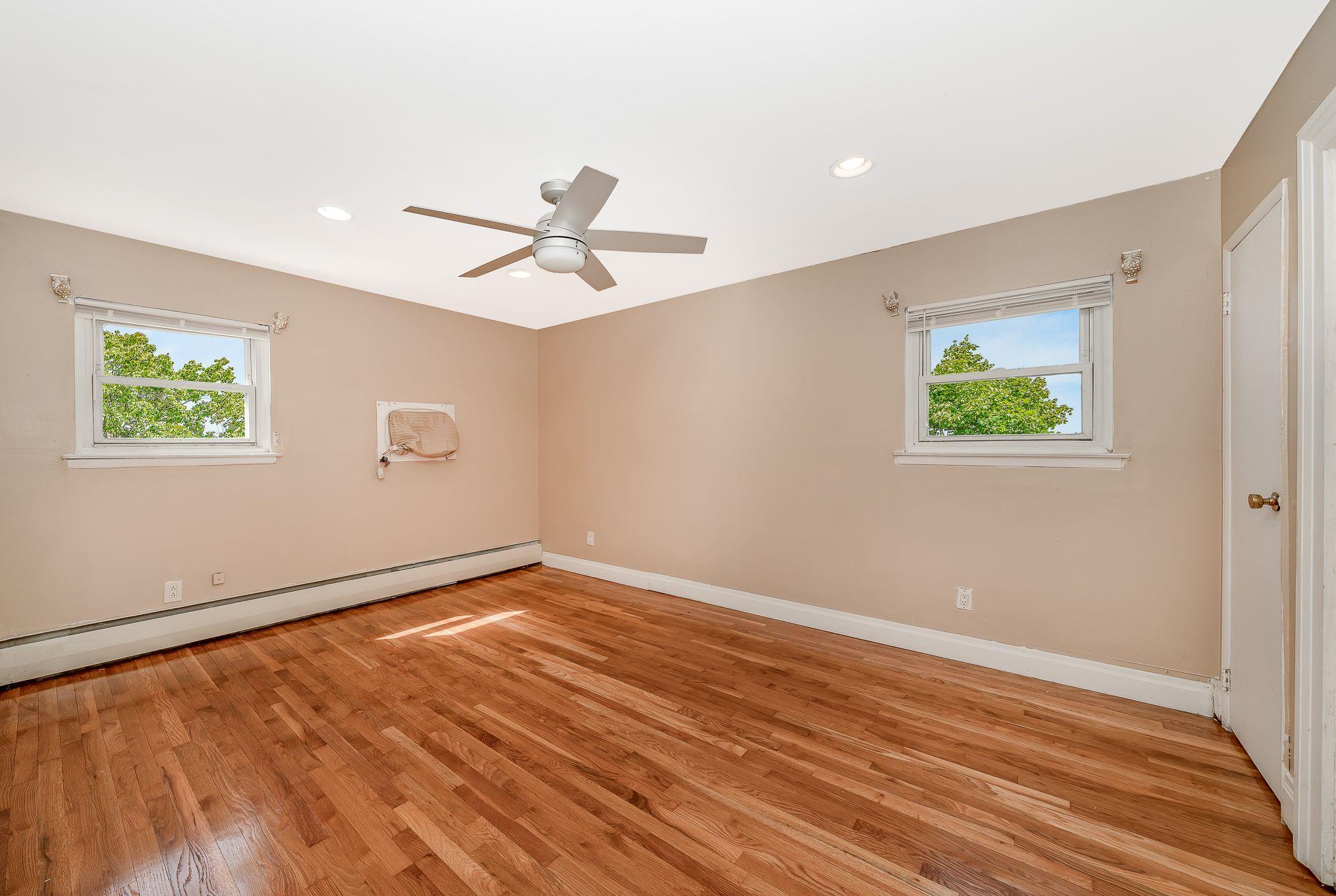 Single Family Briarwood  Suffolk County, NY 11798, MLS-846518-13