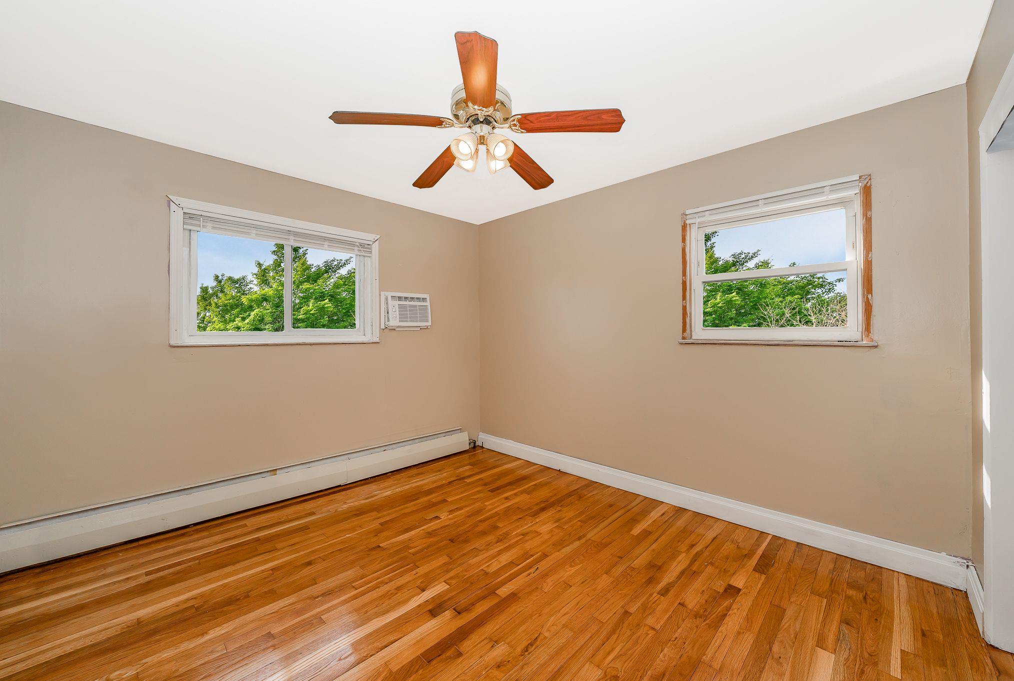 Single Family Briarwood  Suffolk County, NY 11798, MLS-846518-14