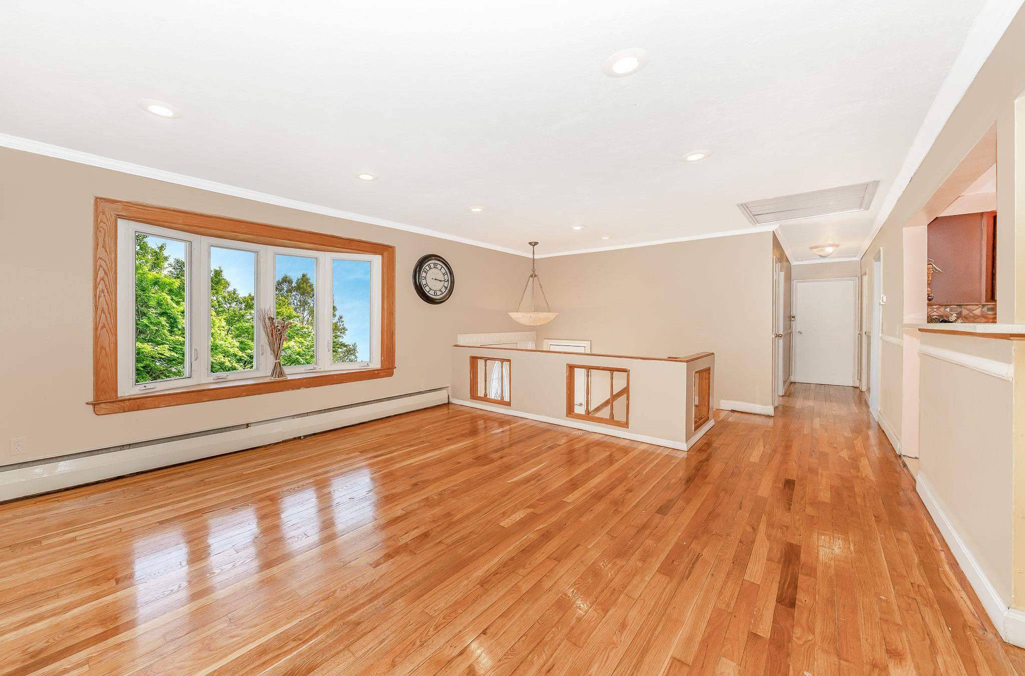 Single Family Briarwood  Suffolk County, NY 11798, MLS-846518-5