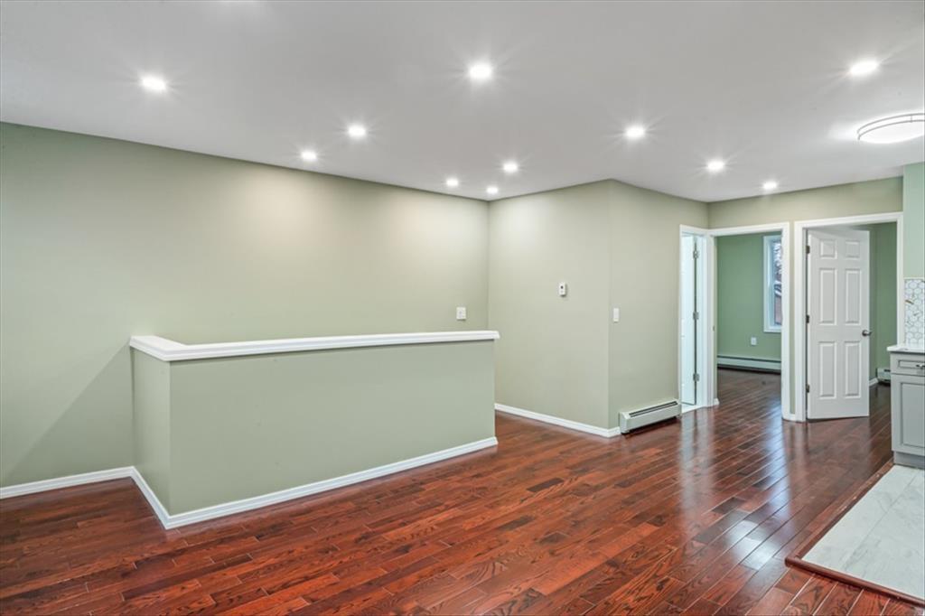 Single Family 156th  Queens, NY 11433, MLS-846522-10