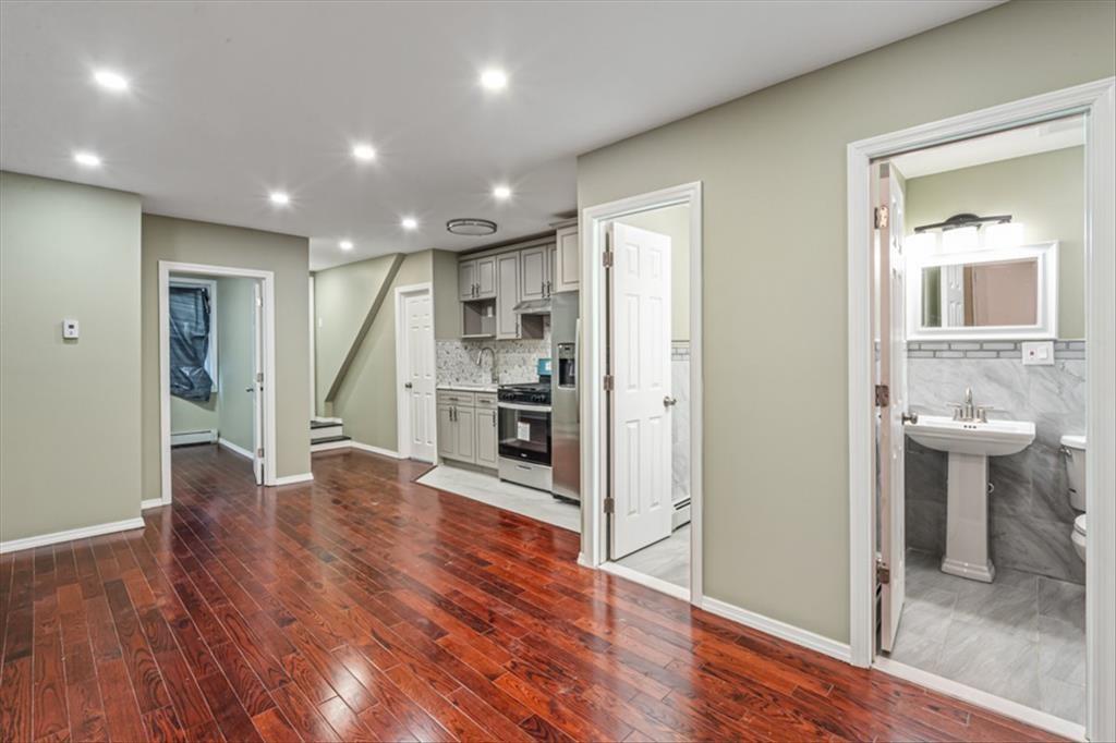 Single Family 156th  Queens, NY 11433, MLS-846522-2