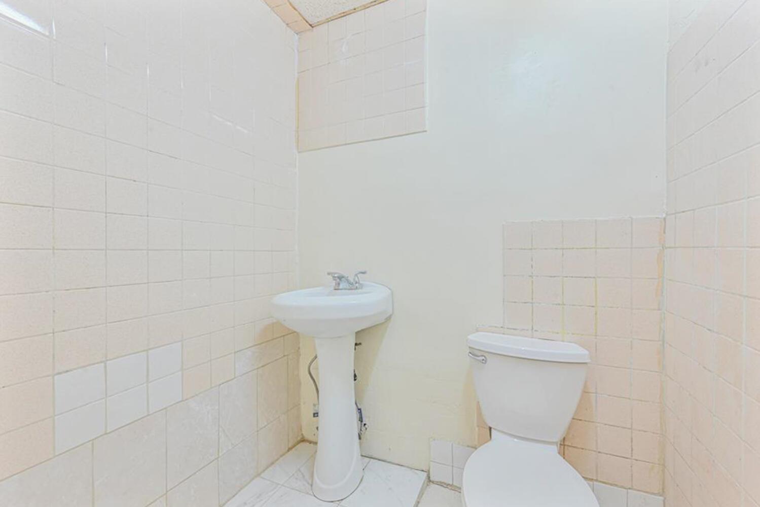 Single Family College  Bronx, NY 10456, MLS-846524-10