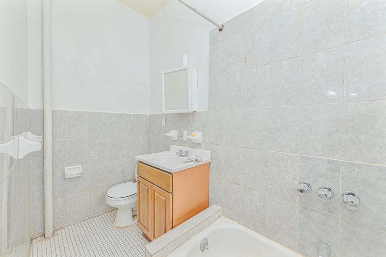 Single Family College  Bronx, NY 10456, MLS-846524-14