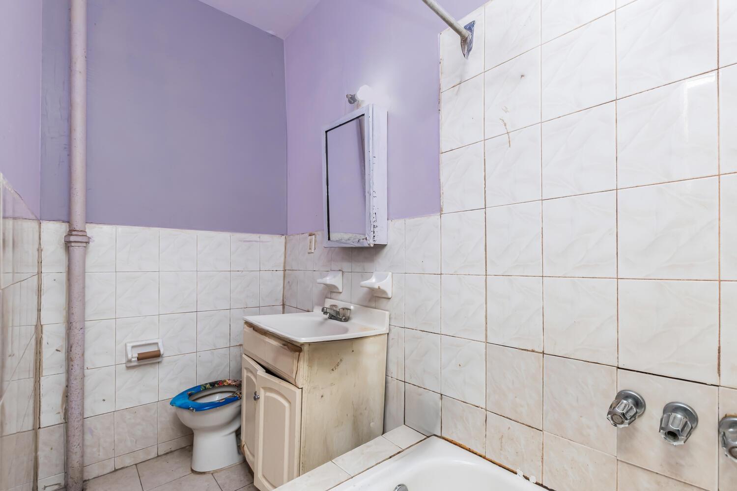 Single Family College  Bronx, NY 10456, MLS-846524-8