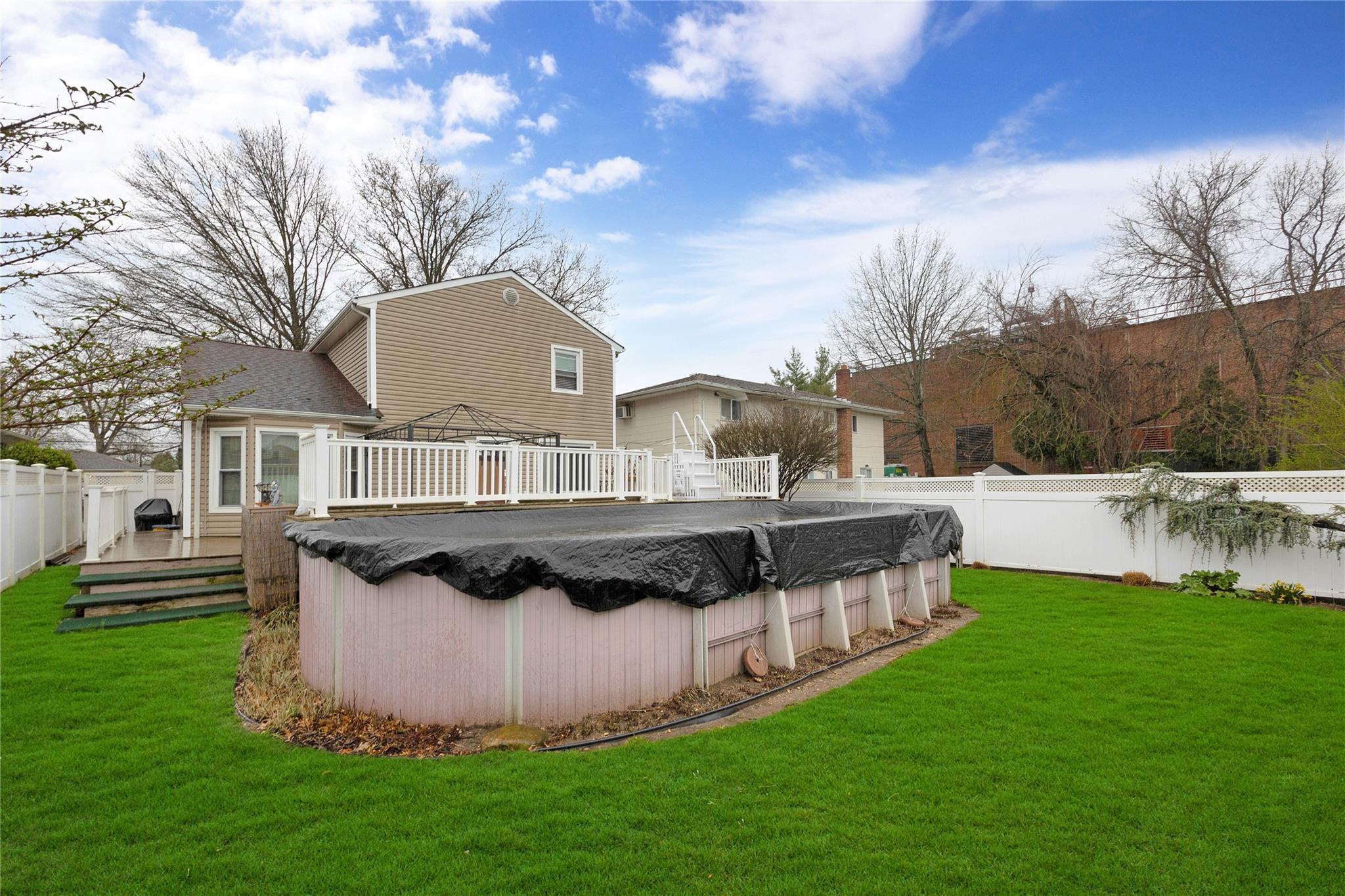 Single Family Conklin  Nassau County, NY 11735, MLS-846525-18