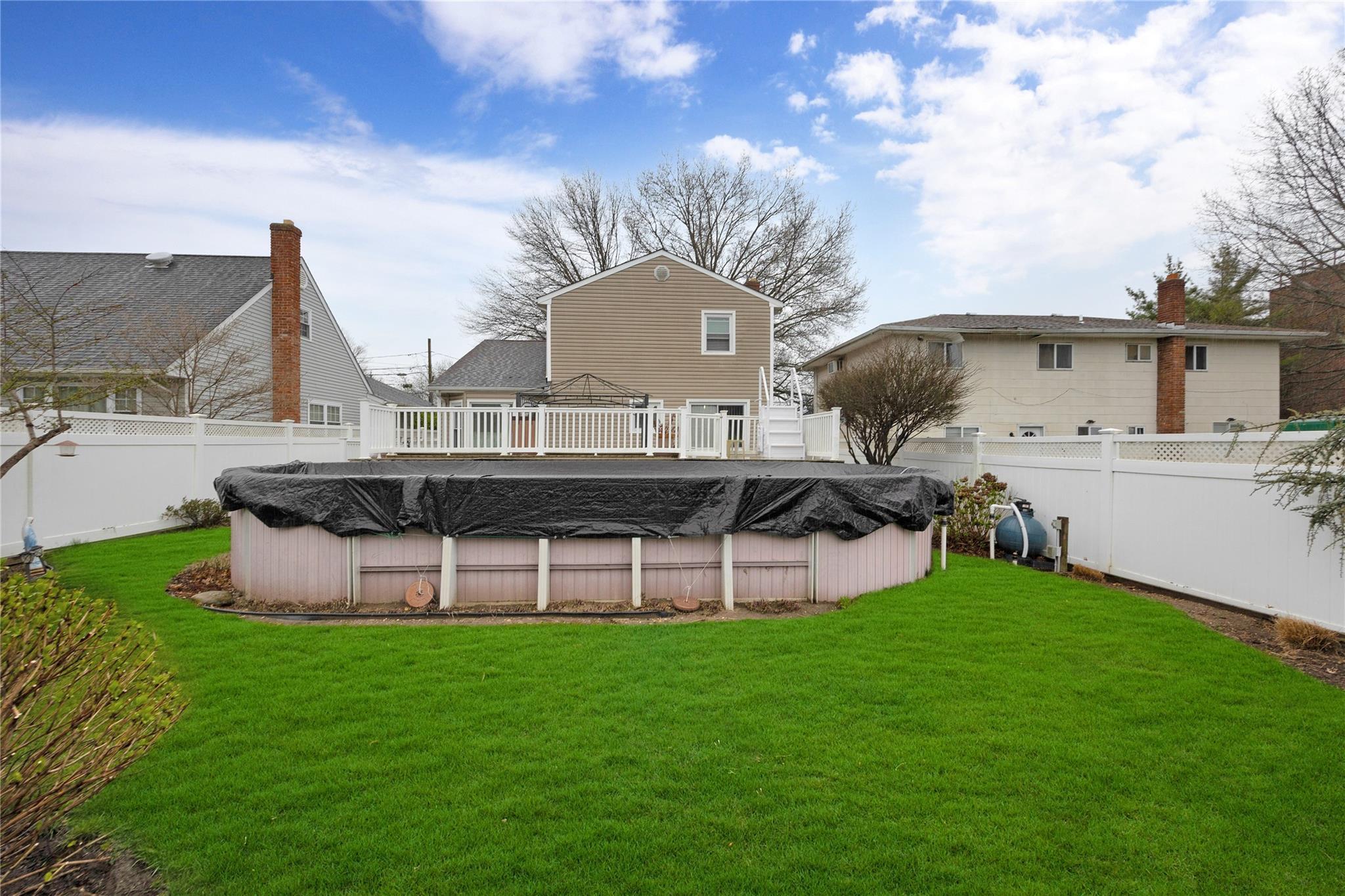 Single Family Conklin  Nassau County, NY 11735, MLS-846525-19