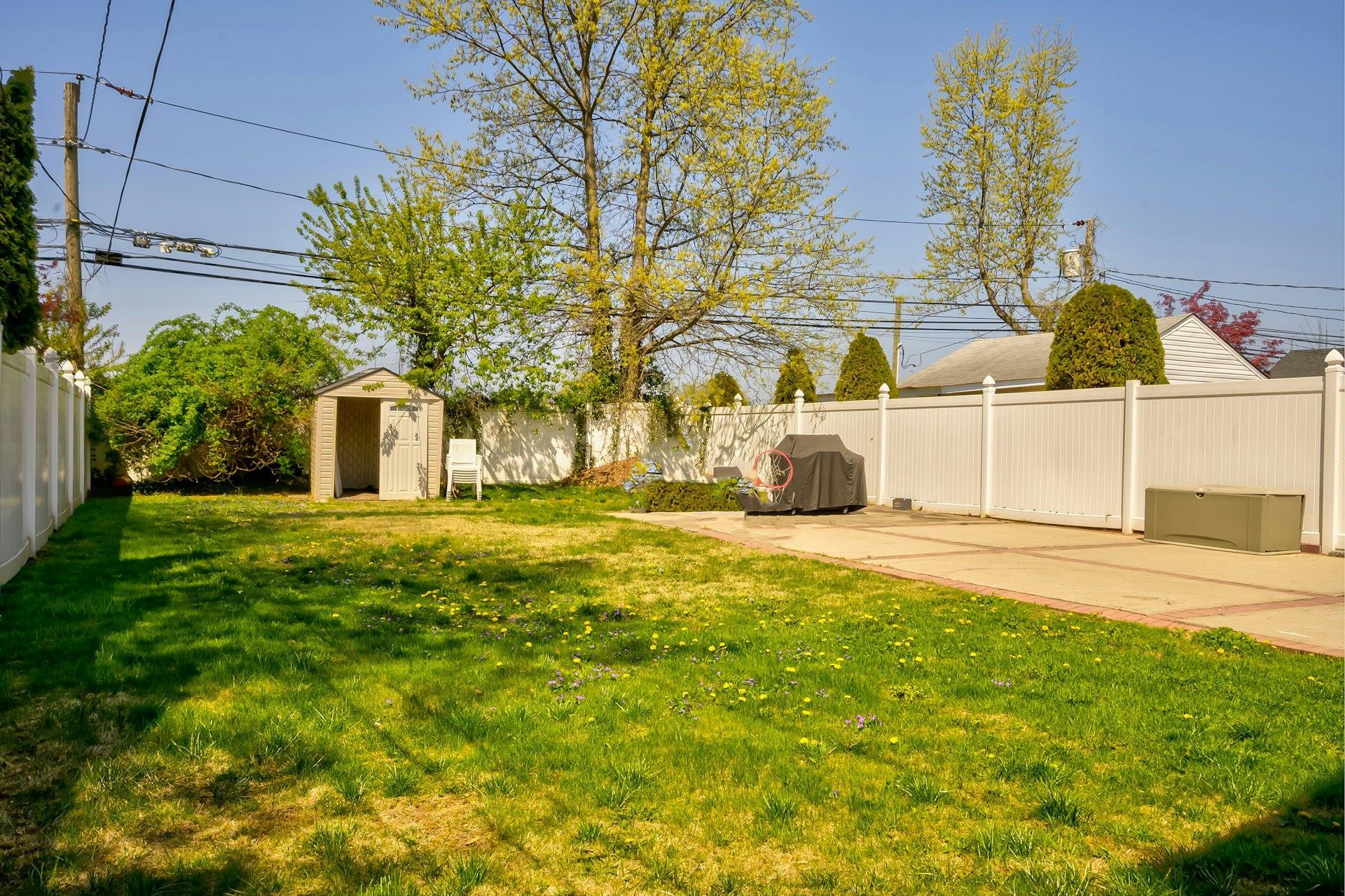 Single Family Virginia  Nassau County, NY 11003, MLS-846537-31