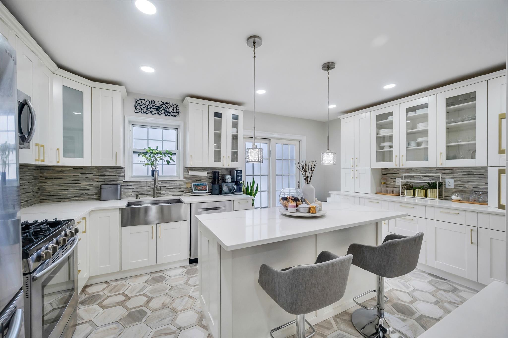 Single Family 88th  Queens, NY 11369, MLS-846542-3