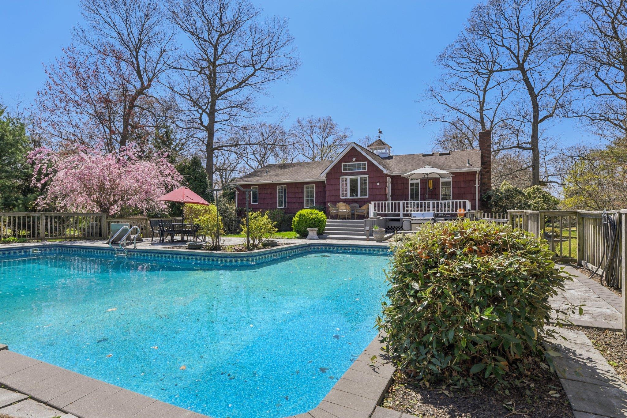 Single Family Greentree  Suffolk County, NY 11768, MLS-846551-25