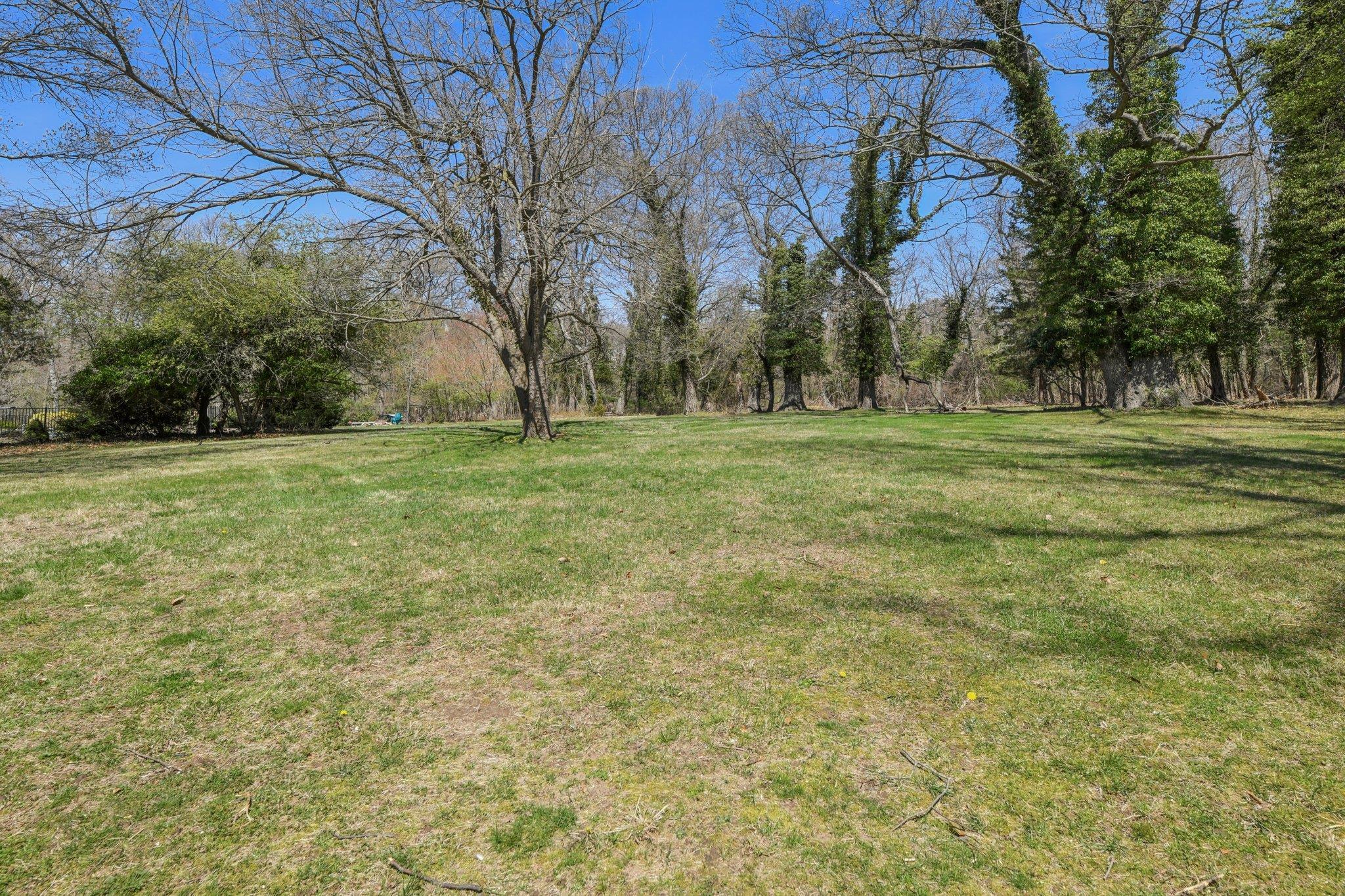 Single Family Greentree  Suffolk County, NY 11768, MLS-846551-28