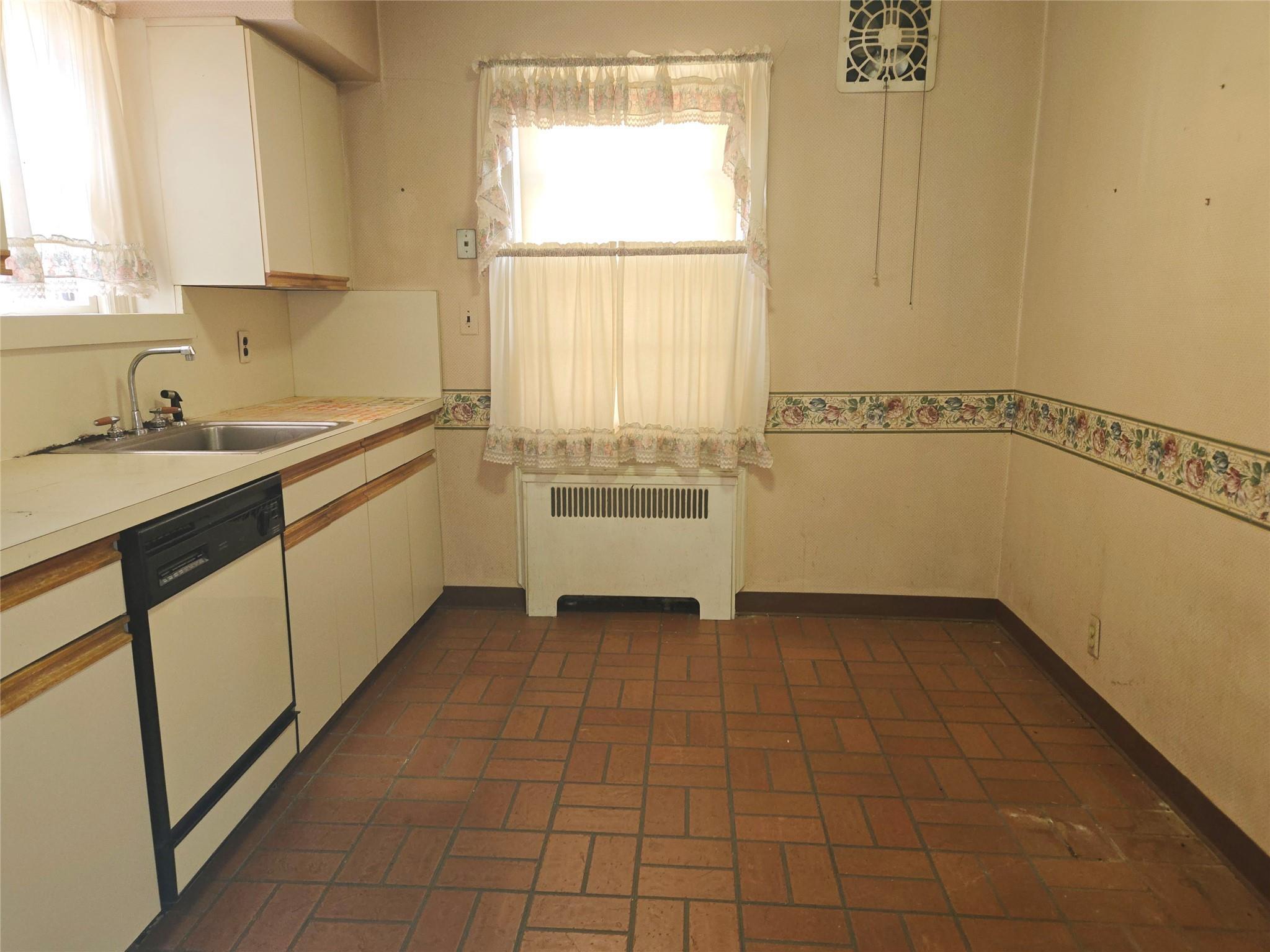 Single Family Grand Central  Queens, NY 11432, MLS-846566-15