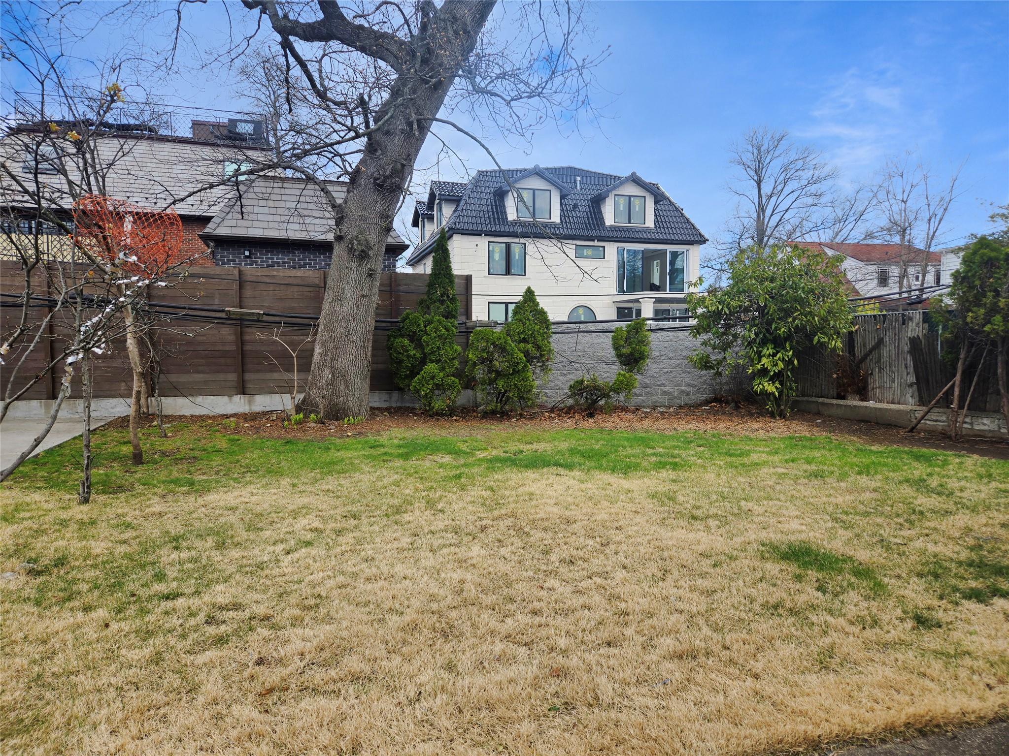 Single Family Grand Central  Queens, NY 11432, MLS-846566-3