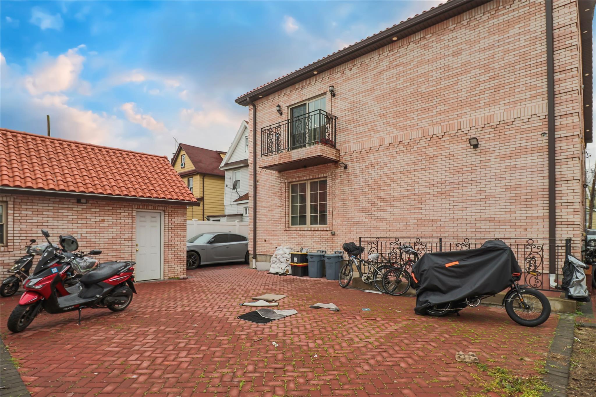 Single Family 95th  Queens, NY 11419, MLS-846582-23