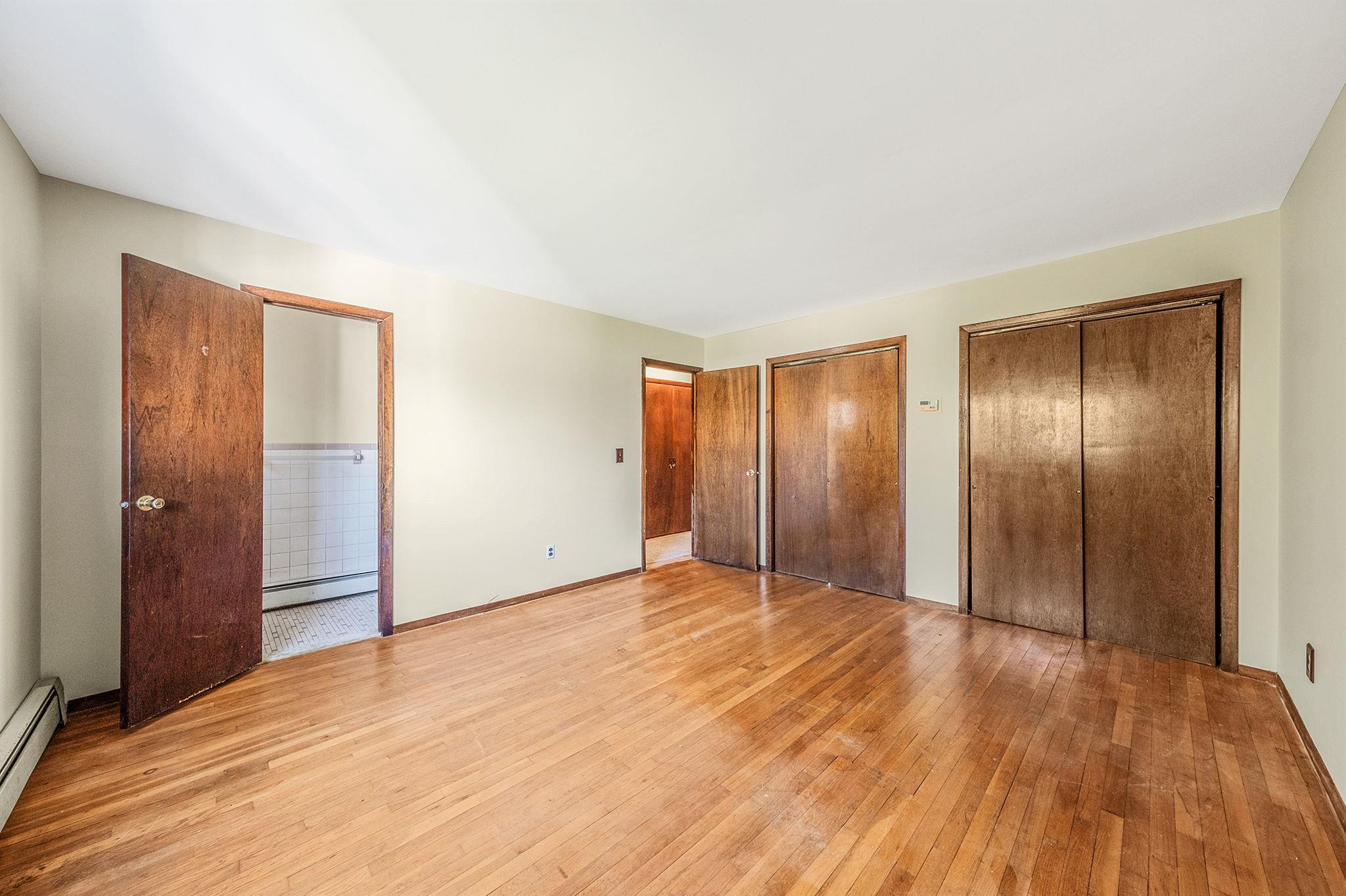 Single Family Idle Hour  Suffolk County, NY 11769, MLS-846608-14