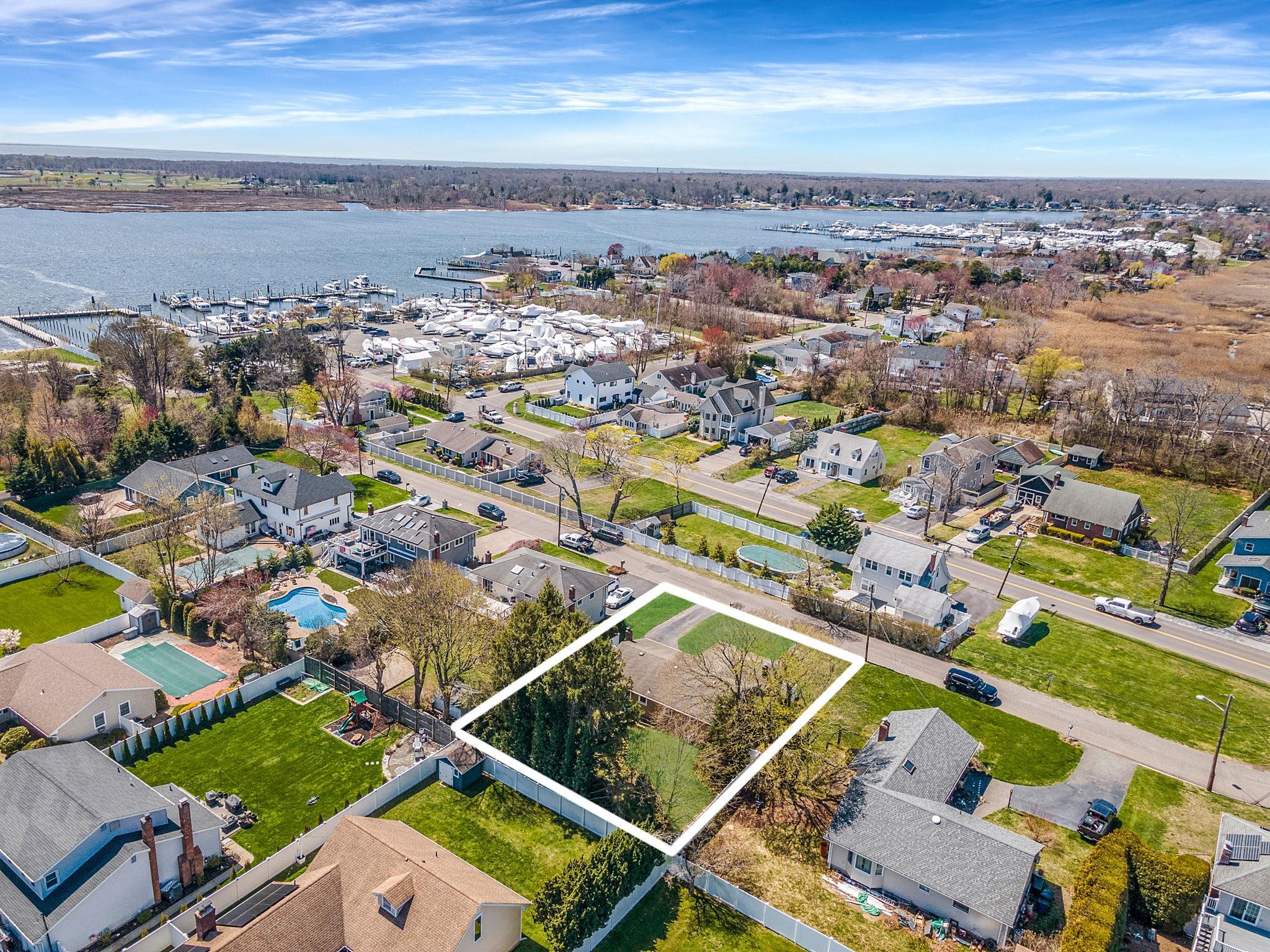 Single Family Idle Hour  Suffolk County, NY 11769, MLS-846608-22