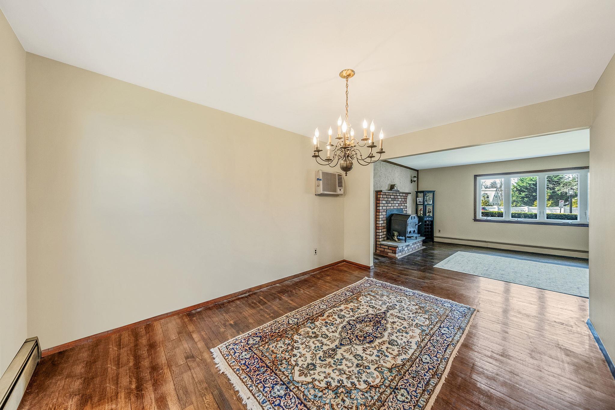 Single Family Idle Hour  Suffolk County, NY 11769, MLS-846608-8
