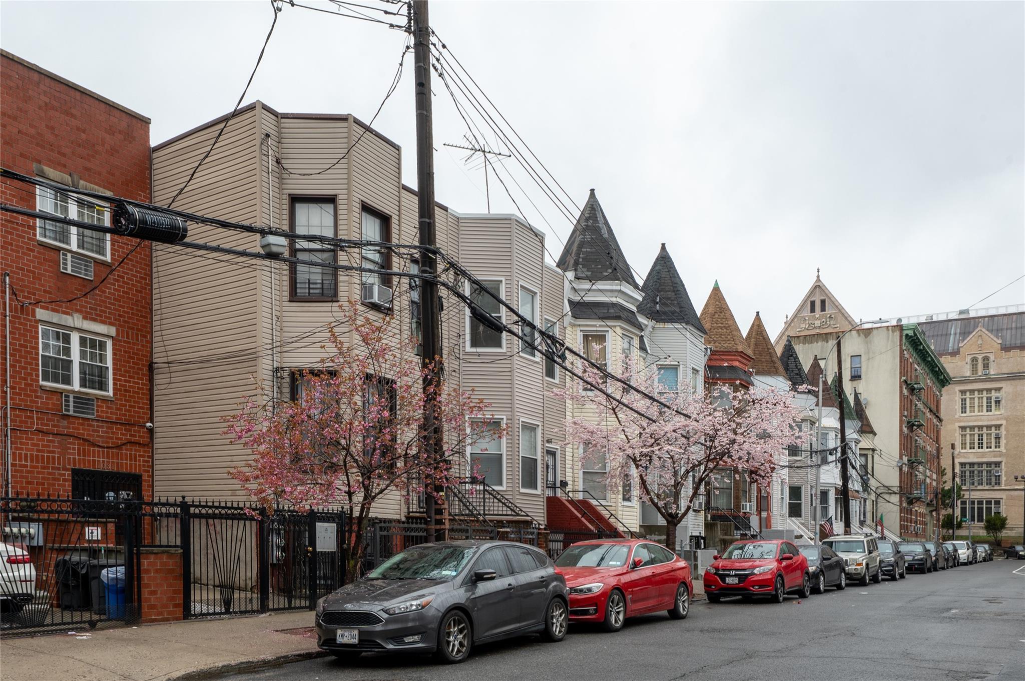 Single Family Trinity  Bronx, NY 10456, MLS-846614-3