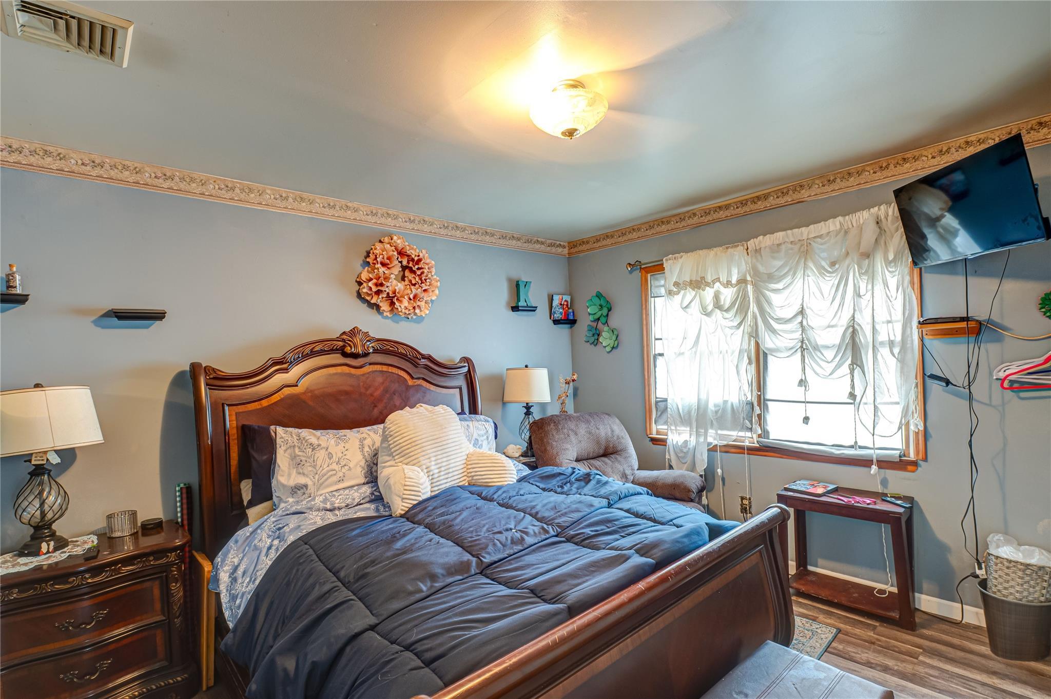 Single Family Surf  Suffolk County, NY 11757, MLS-846618-13