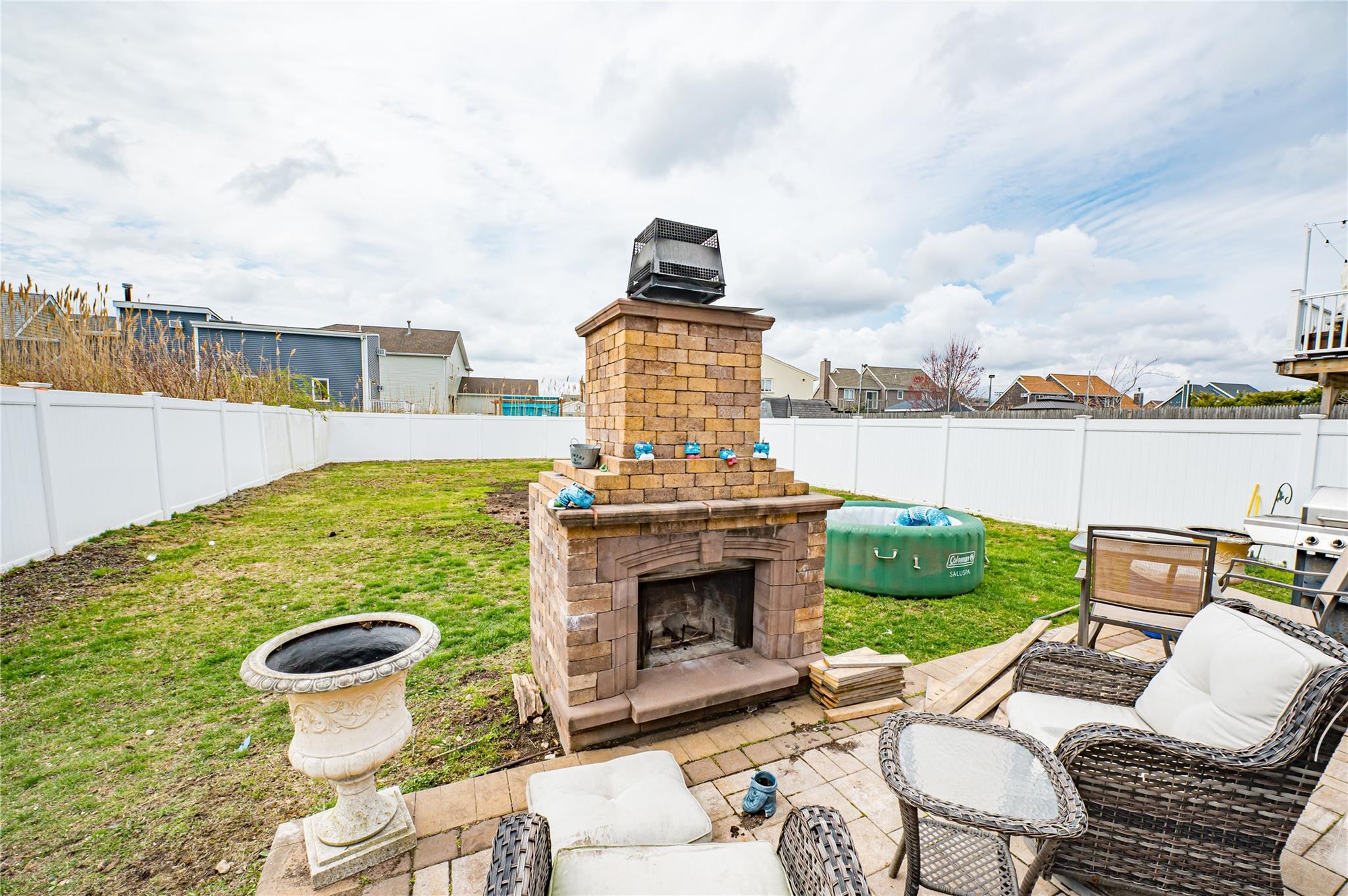 Single Family Surf  Suffolk County, NY 11757, MLS-846618-19
