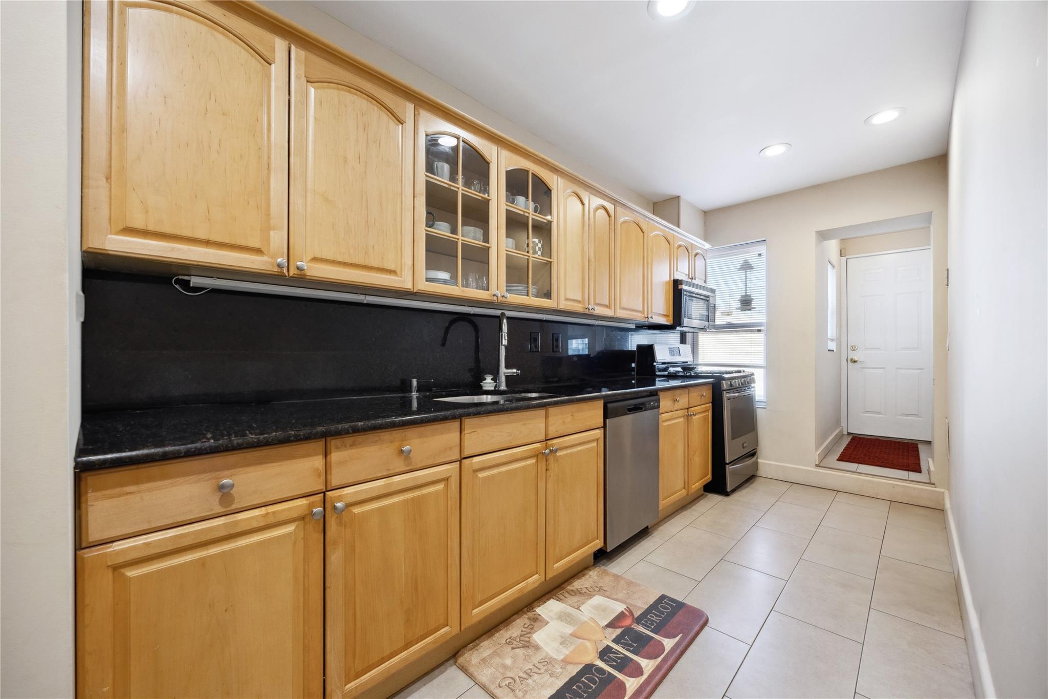 Single Family 146  Queens, NY 11357, MLS-846632-15