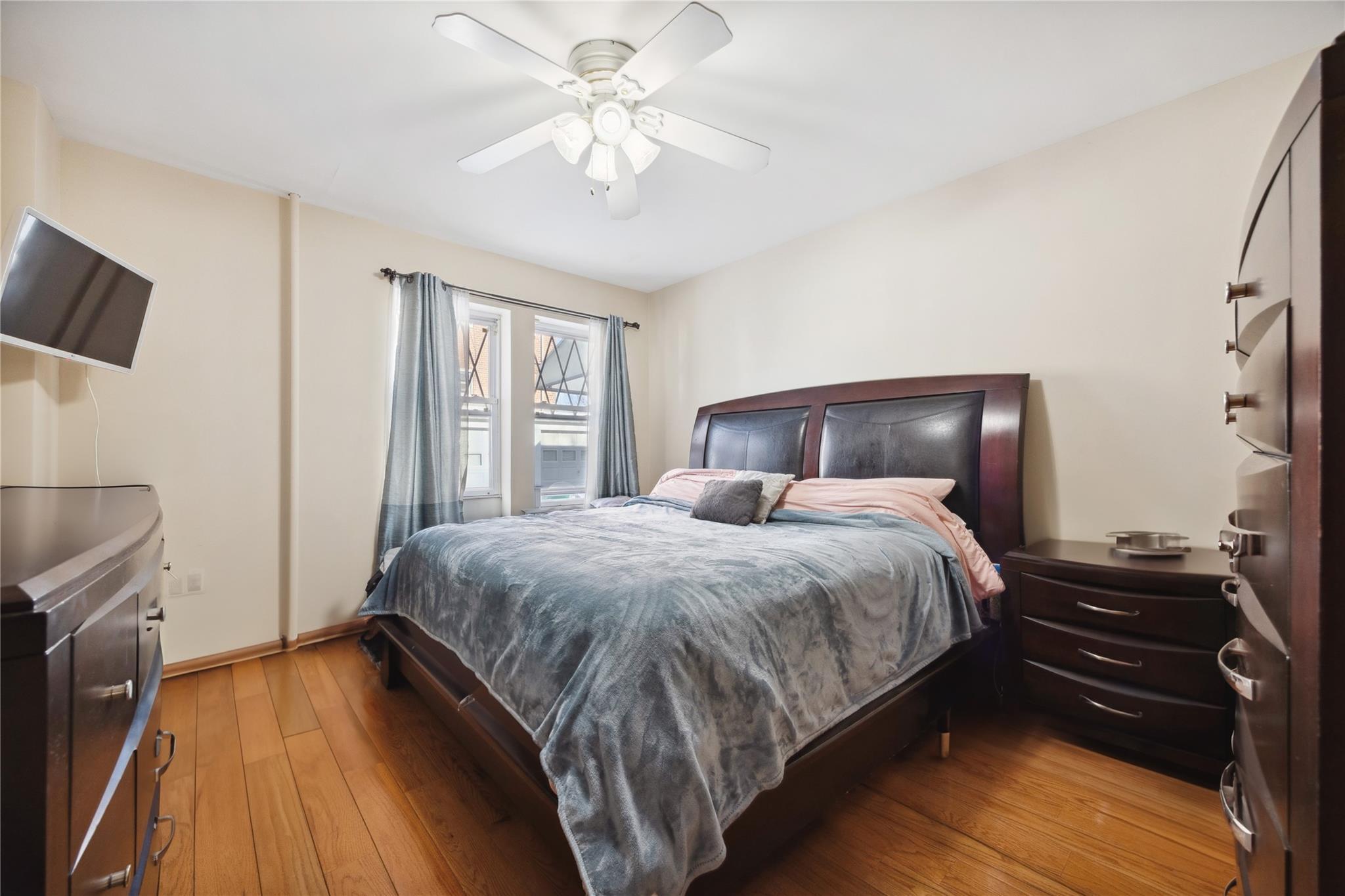 Single Family 146  Queens, NY 11357, MLS-846632-18